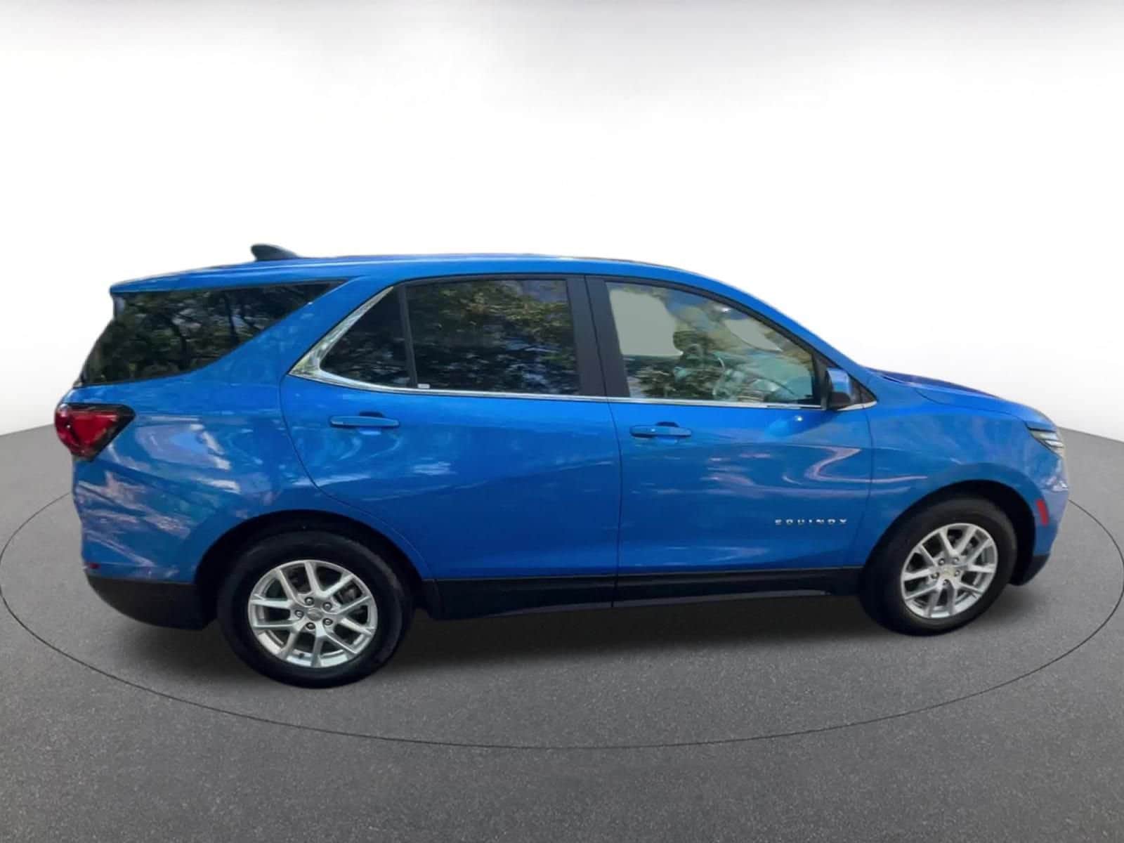 Thumbnail: 2024 Chevrolet Equinox - 16