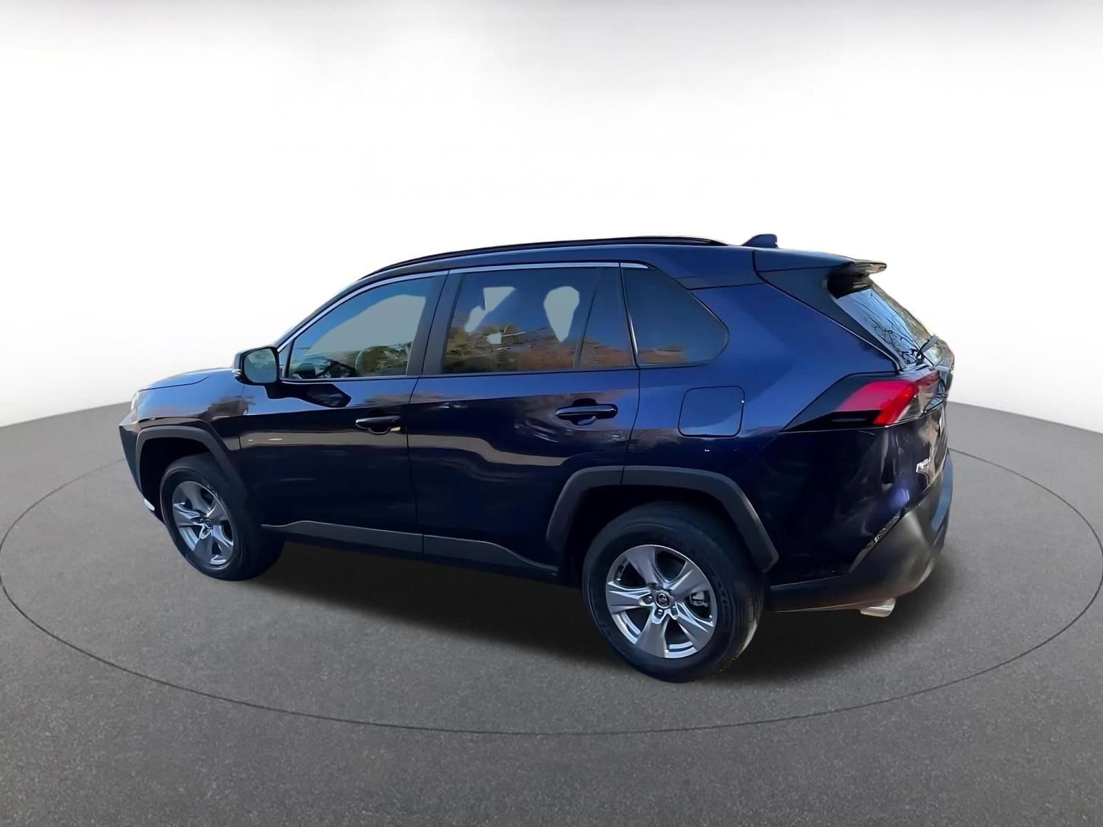 Thumbnail: 2025 Toyota RAV4 - 10