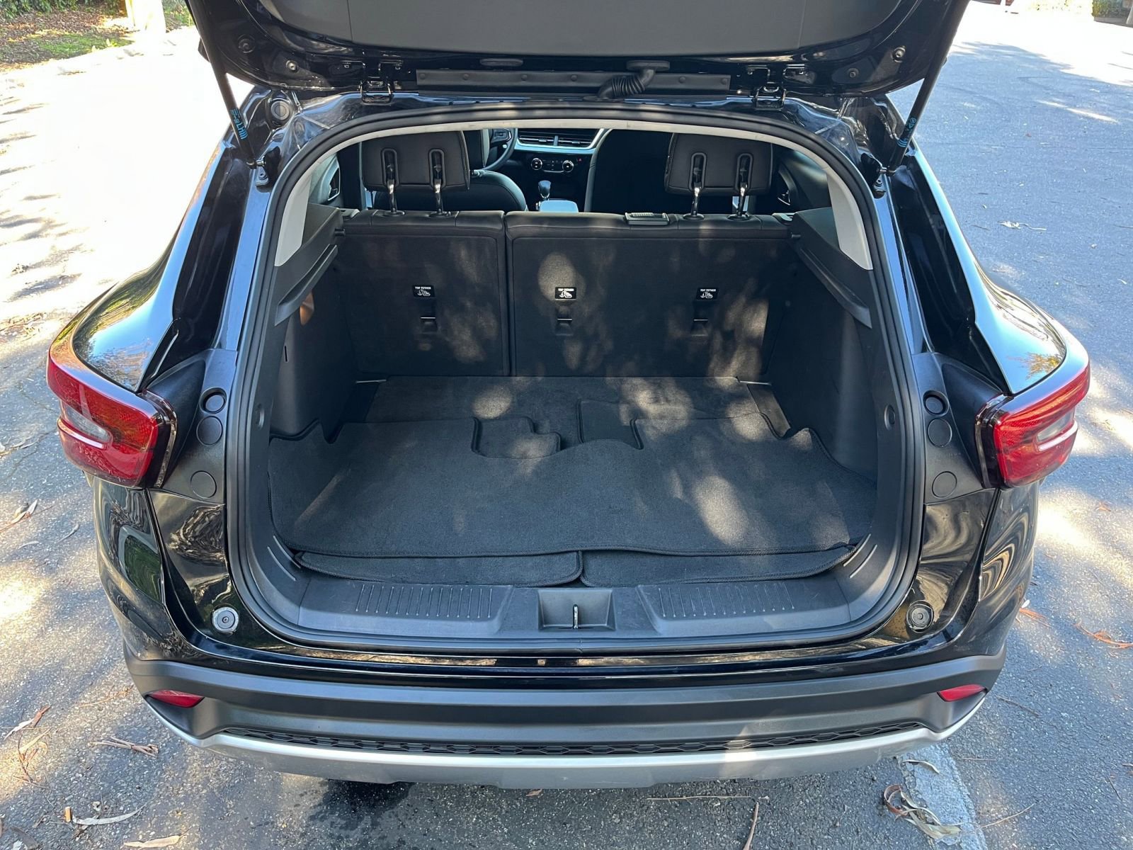 Thumbnail: 2025 Chevrolet Trax - 29