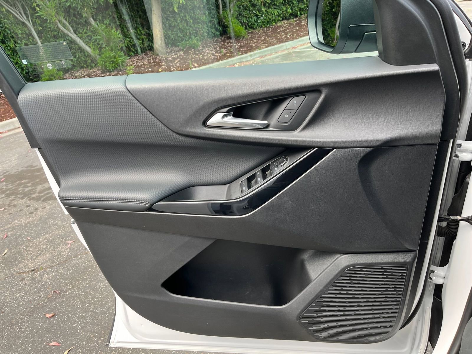 Thumbnail: 2025 Chevrolet Equinox - 18