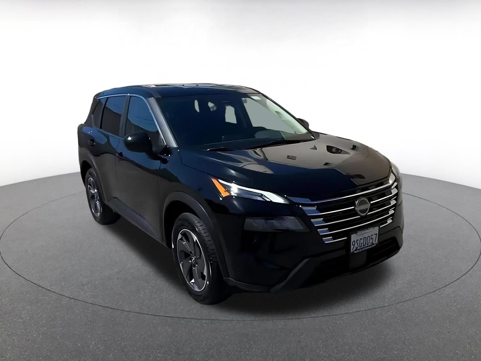 Thumbnail: 2025 Nissan Rogue - 3