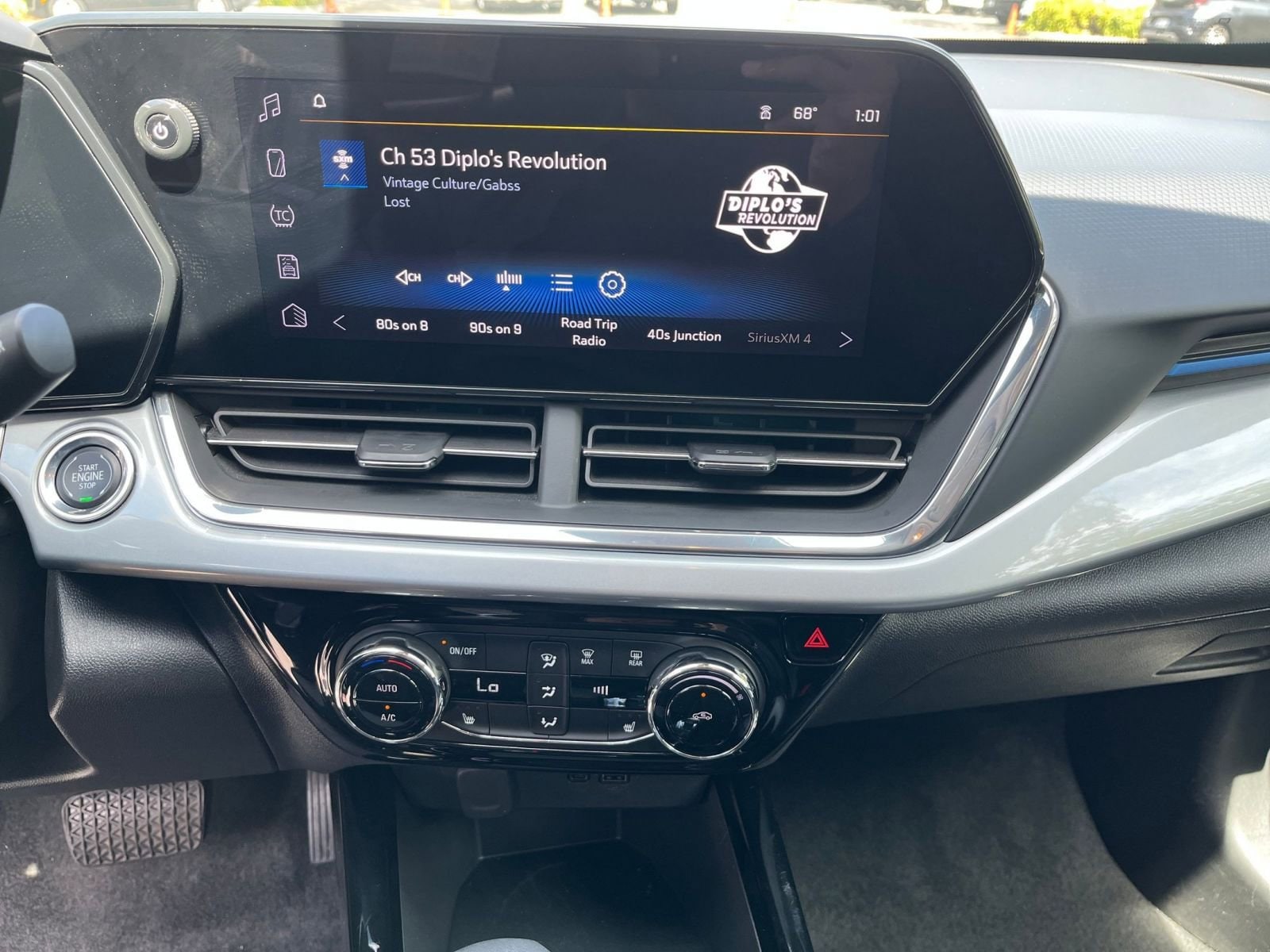 Thumbnail: 2025 Chevrolet Trax - 17