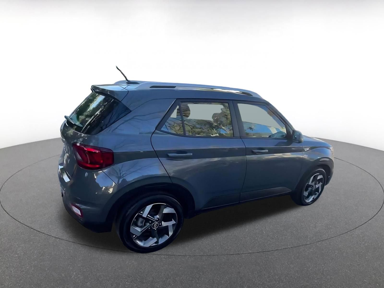 Thumbnail: 2025 Hyundai Venue - 14