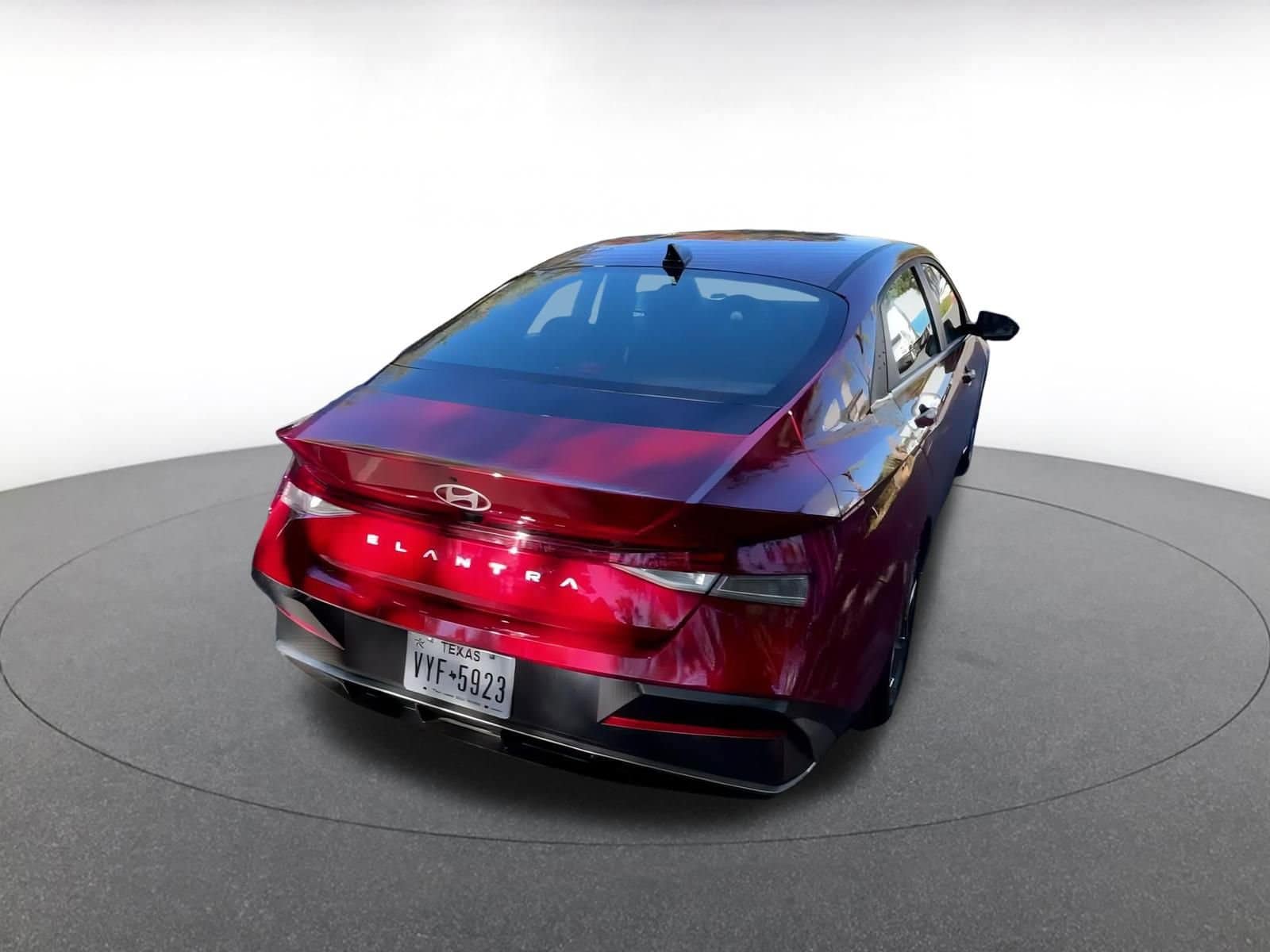 Thumbnail: 2025 Hyundai Elantra - 14