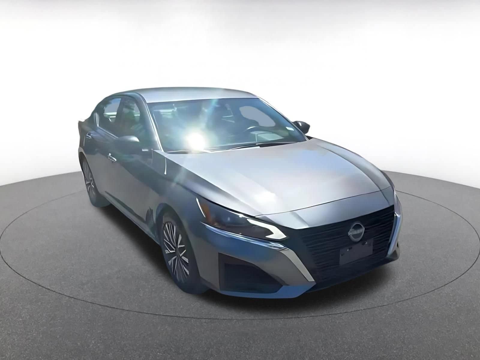 Thumbnail: 2025 Nissan Altima - 13