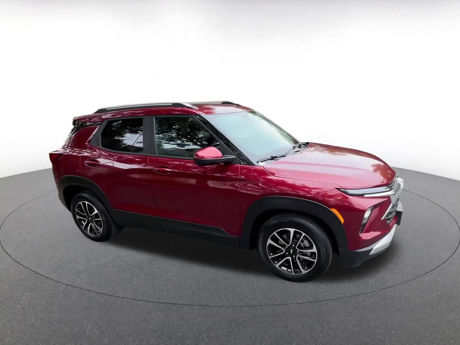 Thumbnail: 2025 Chevrolet TrailBlazer - 2