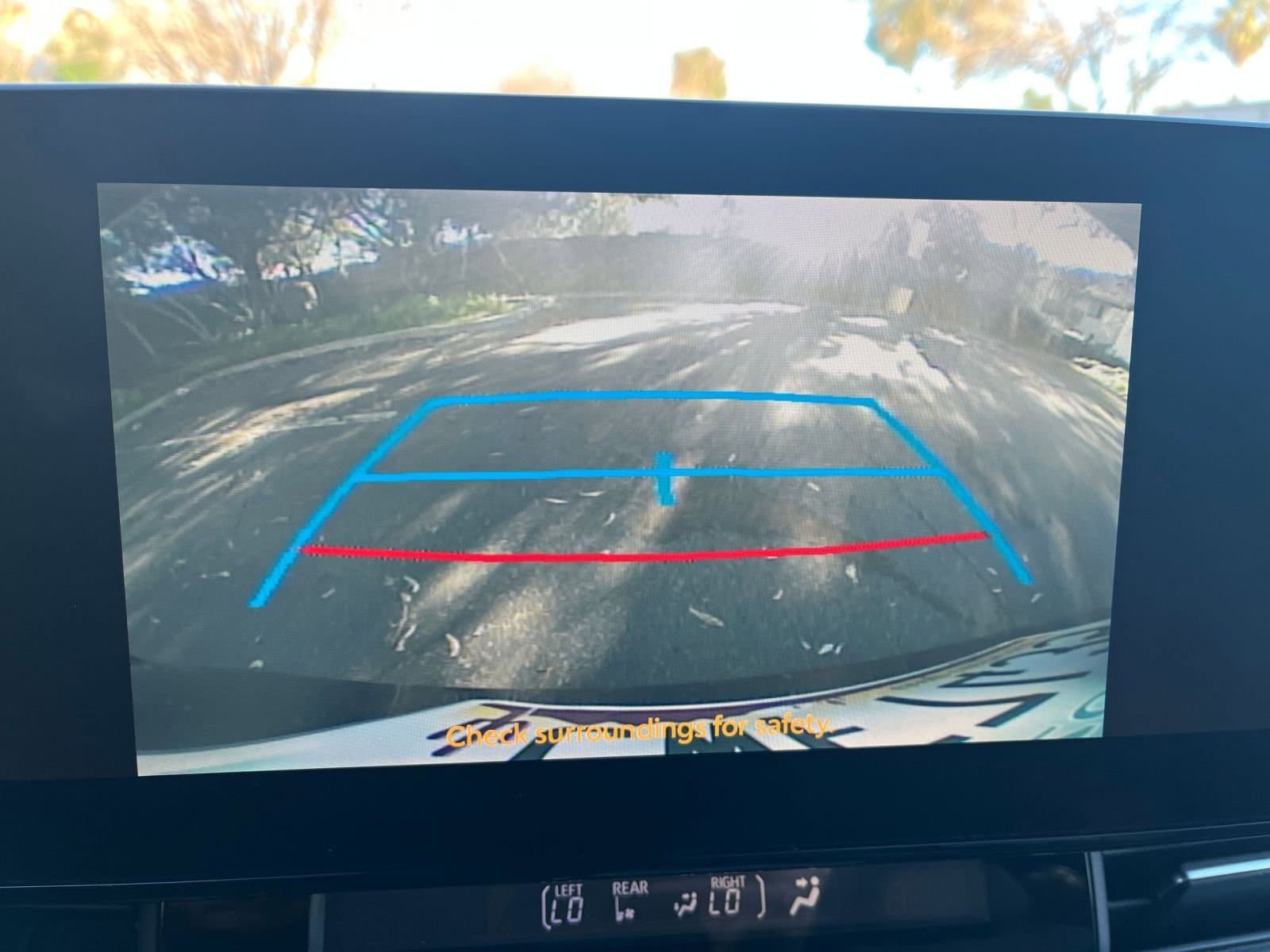 Thumbnail: 2025 Toyota Sienna - 18