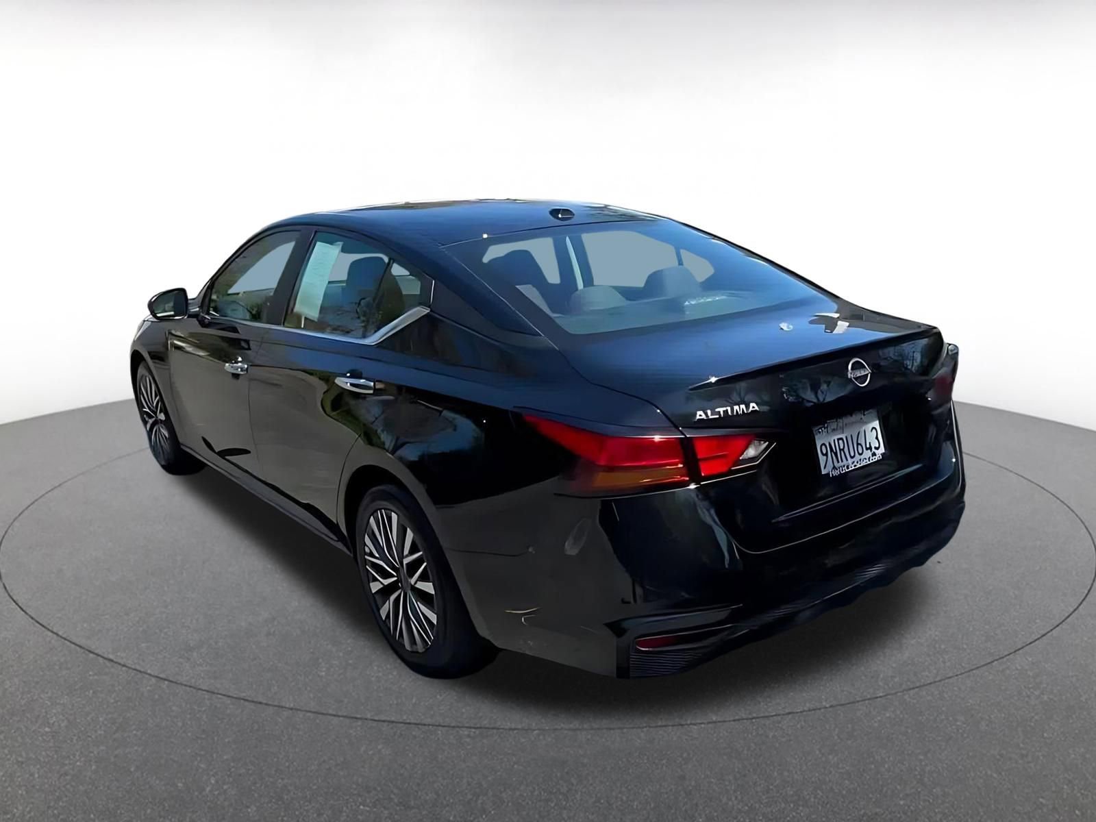 Thumbnail: 2025 Nissan Altima - 11