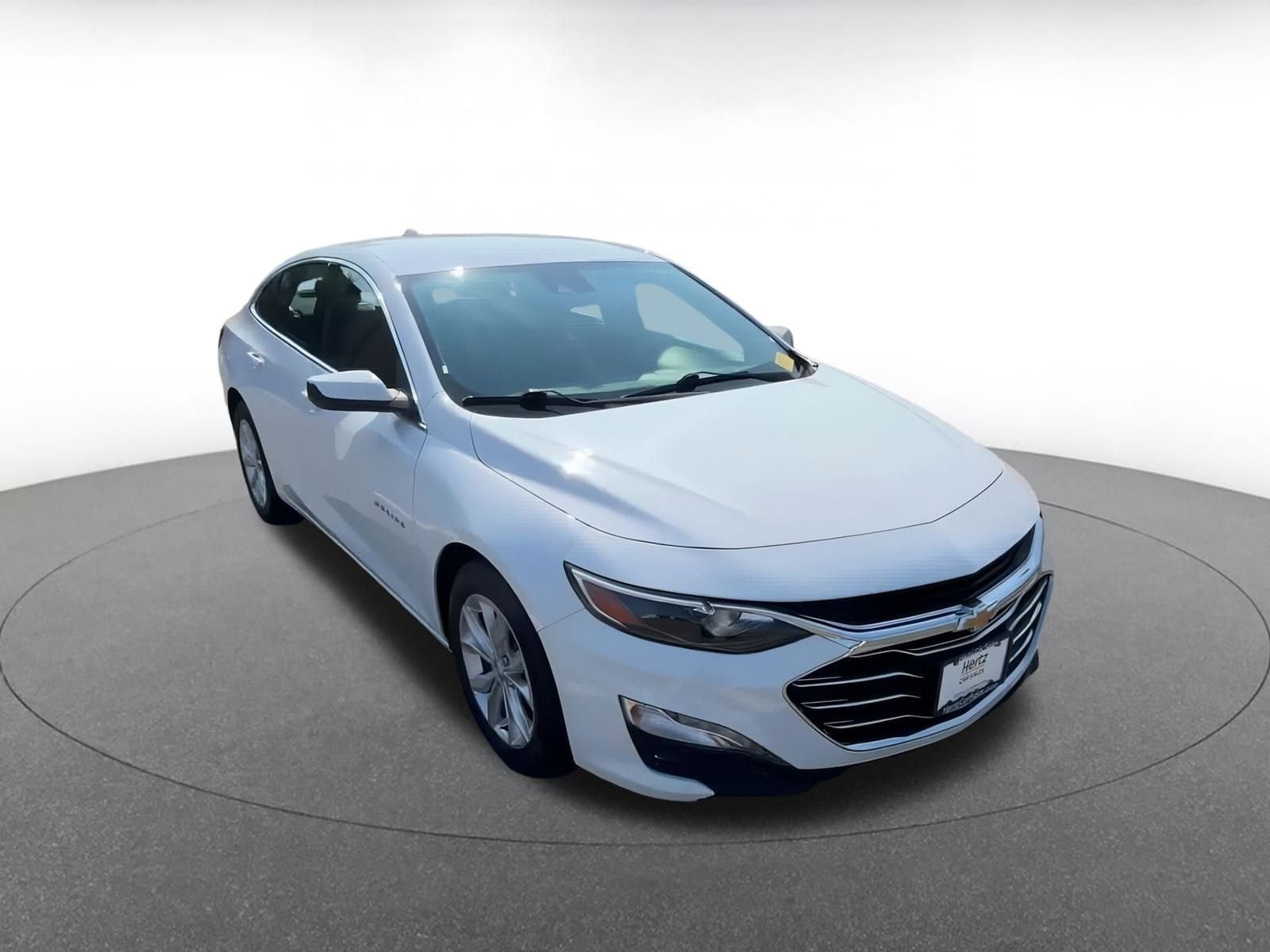 Thumbnail: 2023 Chevrolet Malibu - 3