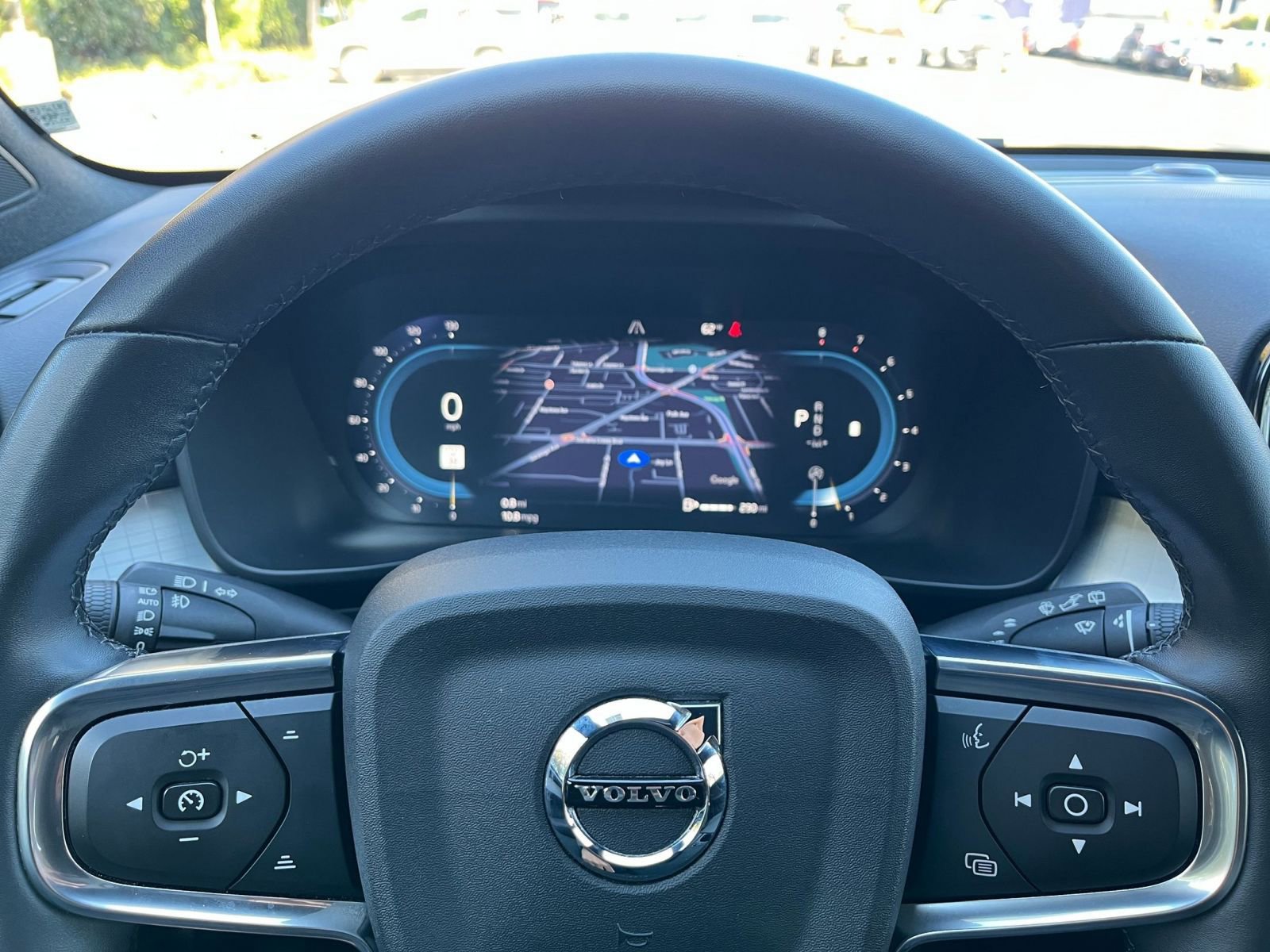 Thumbnail: 2024 Volvo XC40 - 30