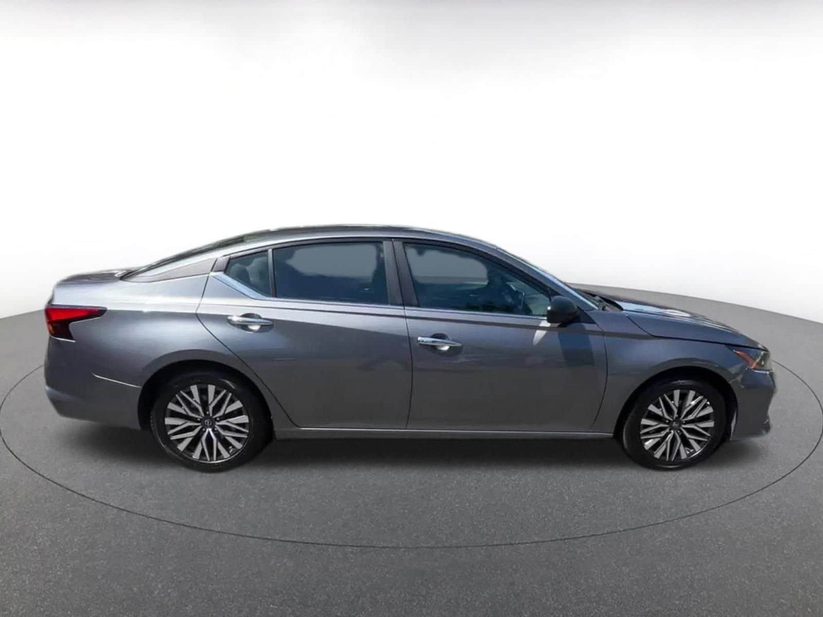 Thumbnail: 2025 Nissan Altima - 16