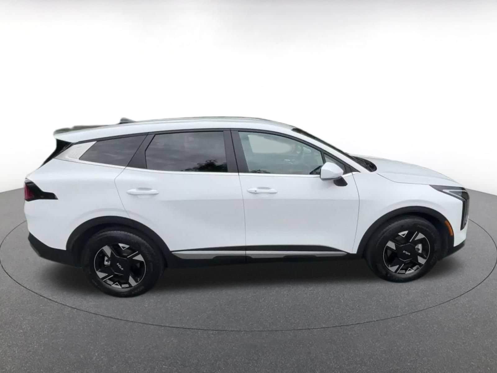 Thumbnail: 2026 Kia Sportage - 15