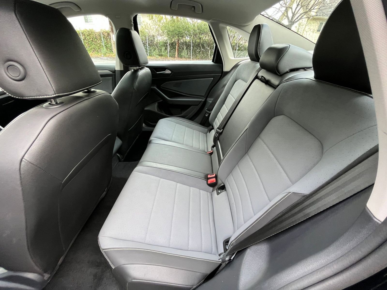 Thumbnail: 2025 Volkswagen Jetta - 25