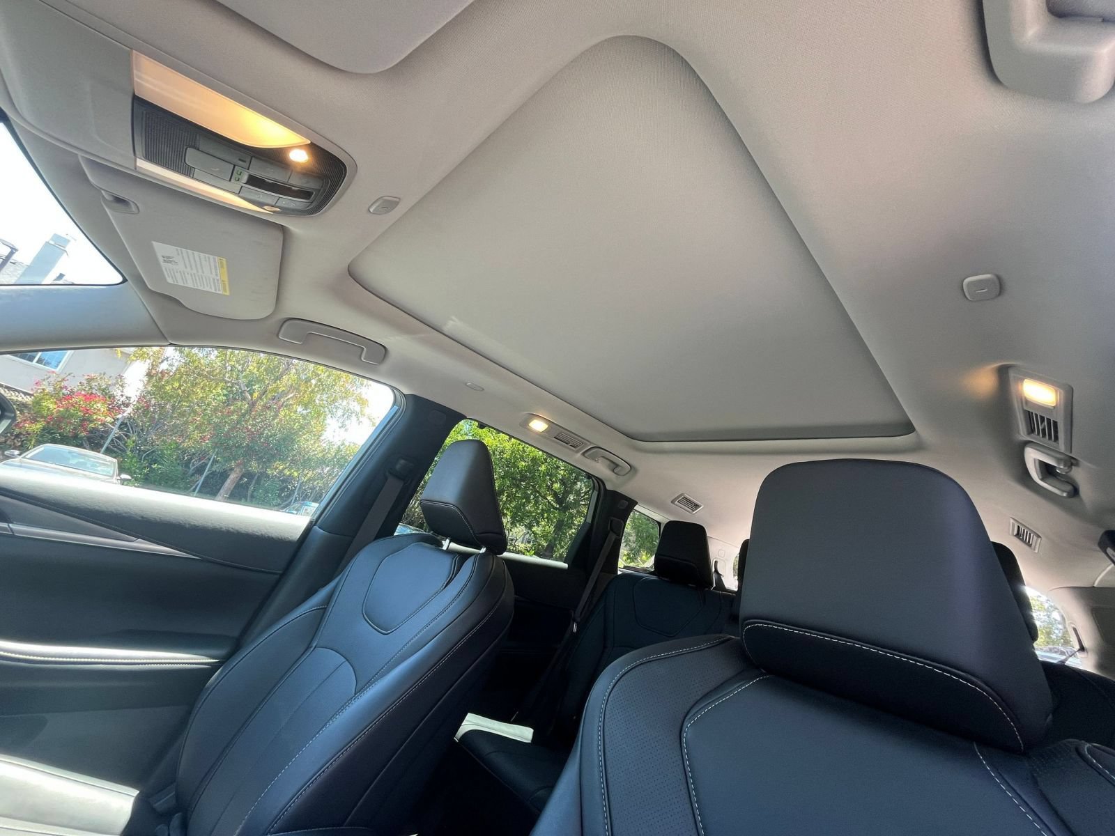 Thumbnail: 2026 INFINITI QX60 - 32