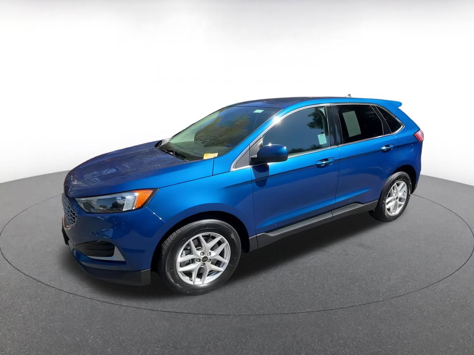 Thumbnail: 2023 Ford Edge - 8