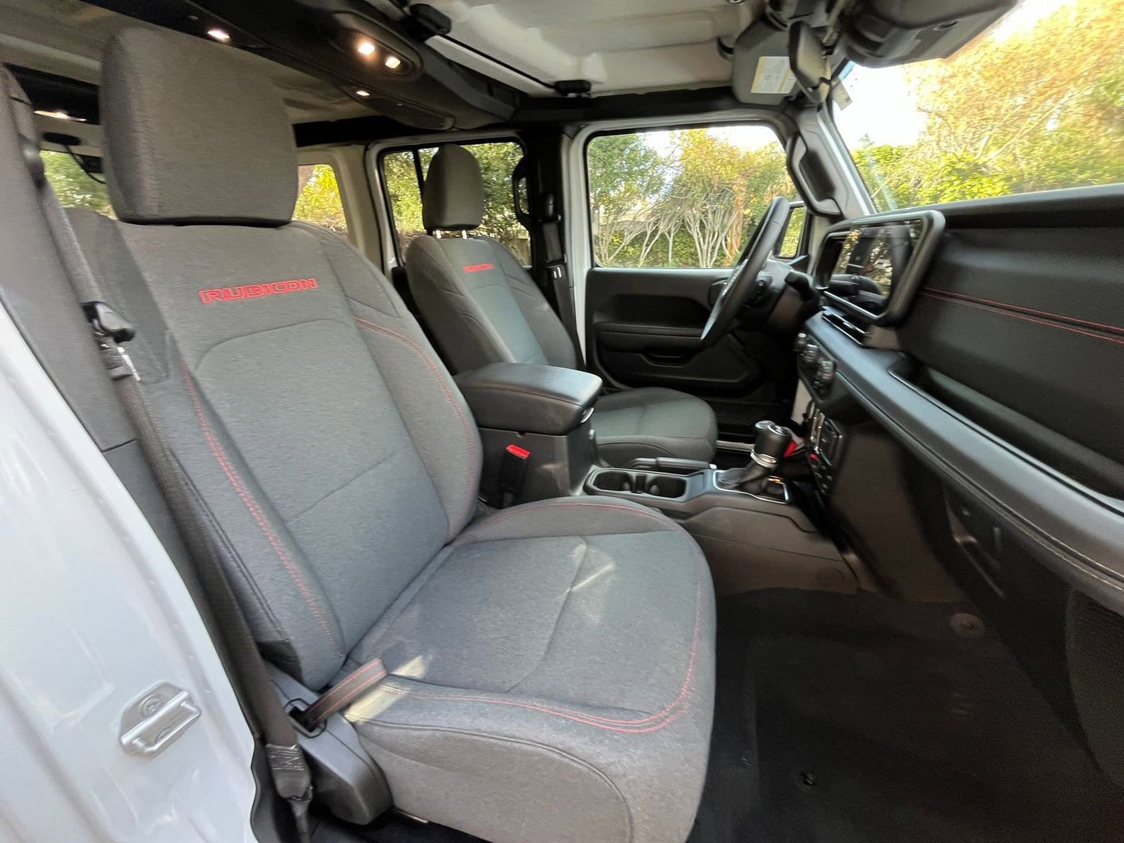 Thumbnail: 2025 Jeep Wrangler - 35