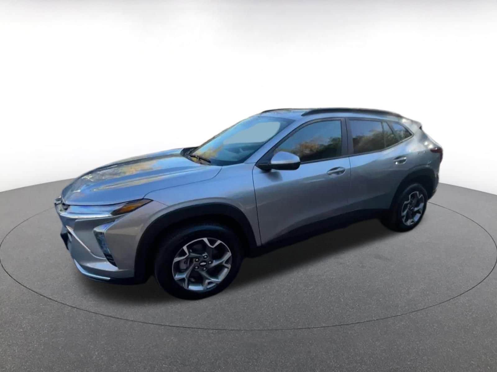 Thumbnail: 2025 Chevrolet Trax - 8