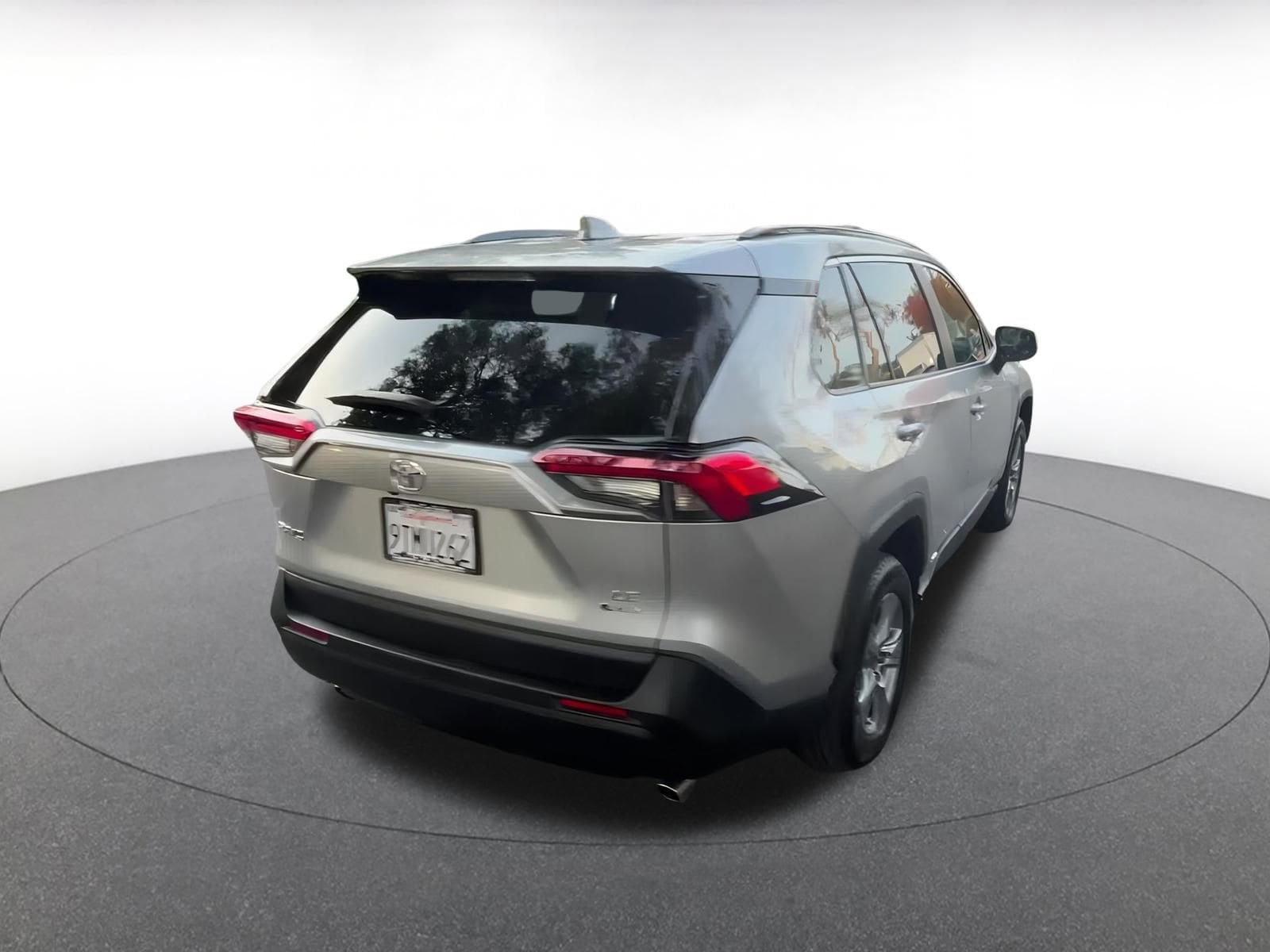 Thumbnail: 2025 Toyota RAV4 - 14