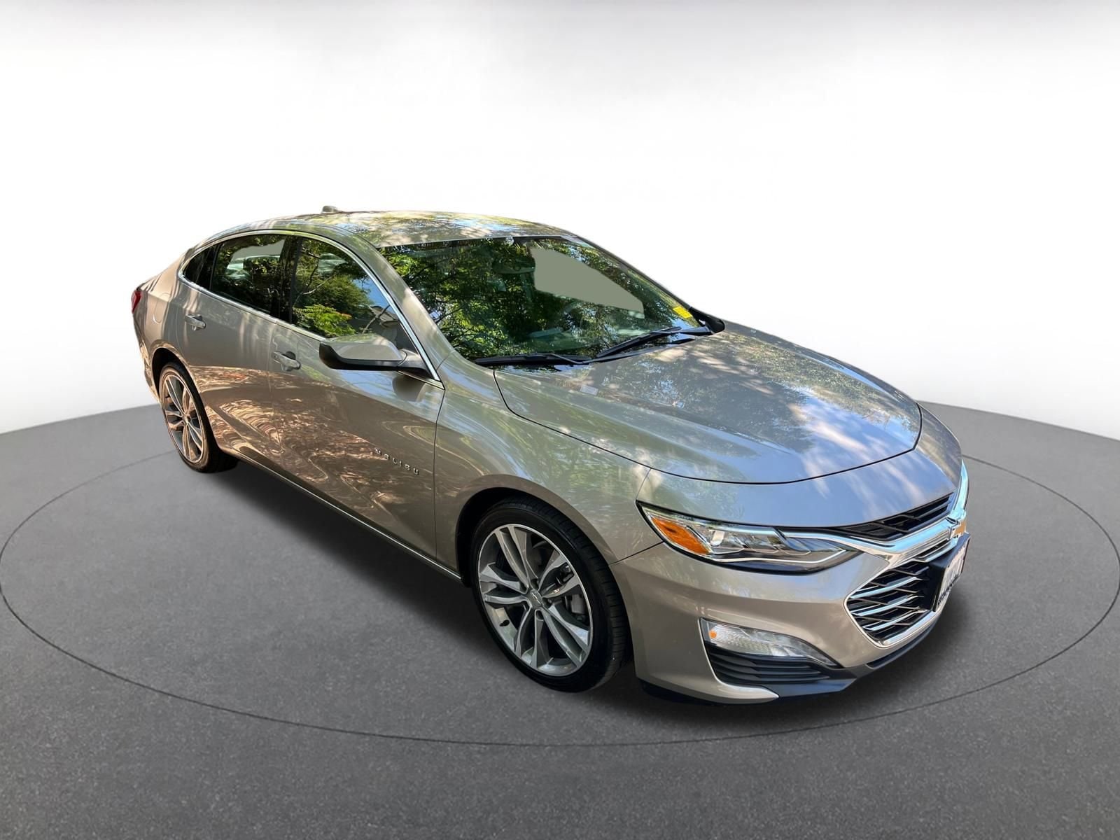 Thumbnail: 2024 Chevrolet Malibu - 1