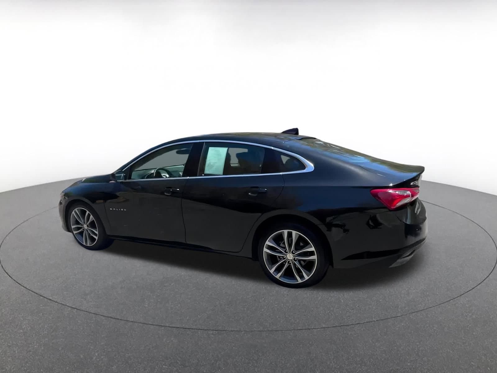 Thumbnail: 2024 Chevrolet Malibu - 10