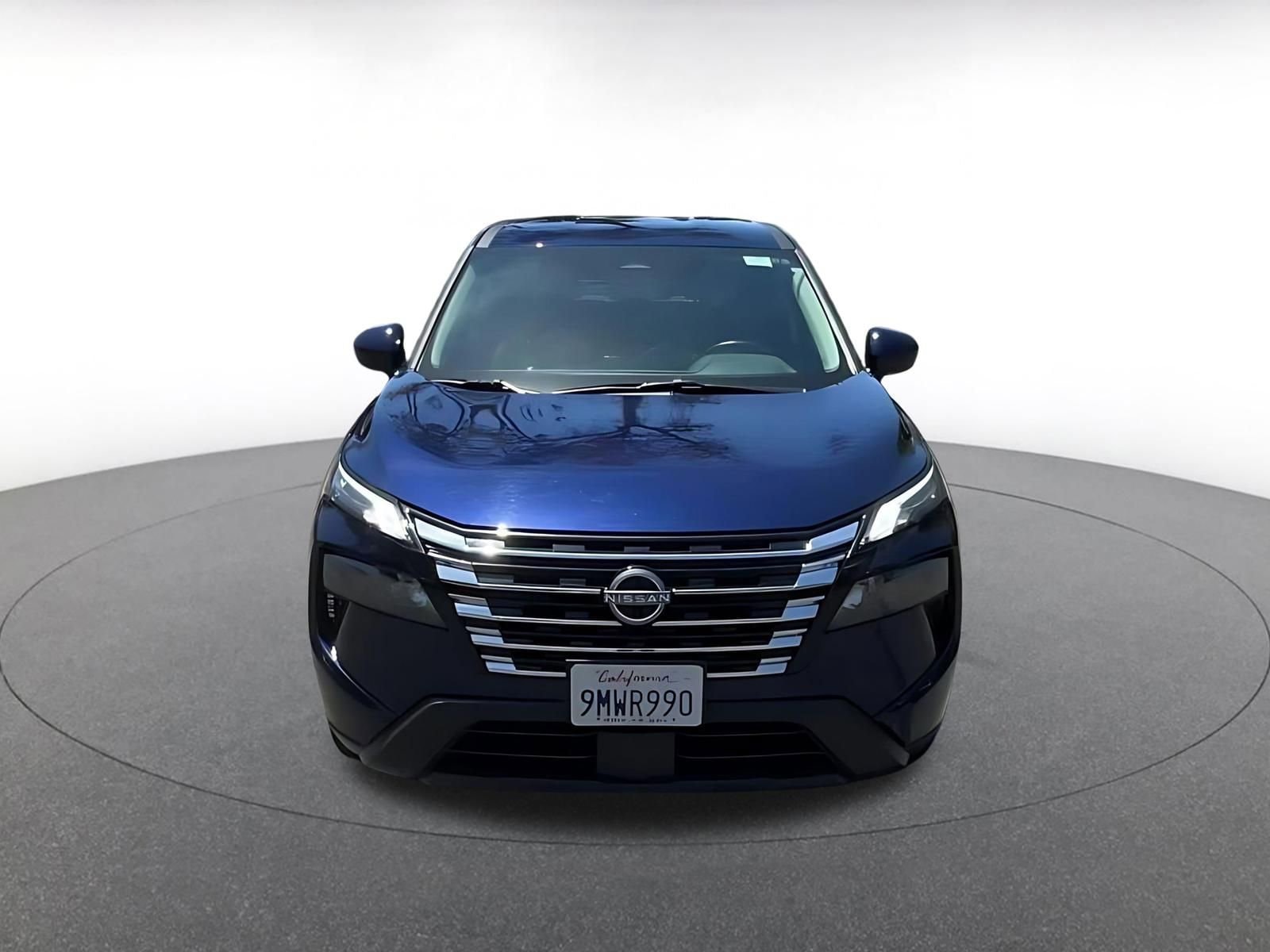 Thumbnail: 2025 Nissan Rogue - 4
