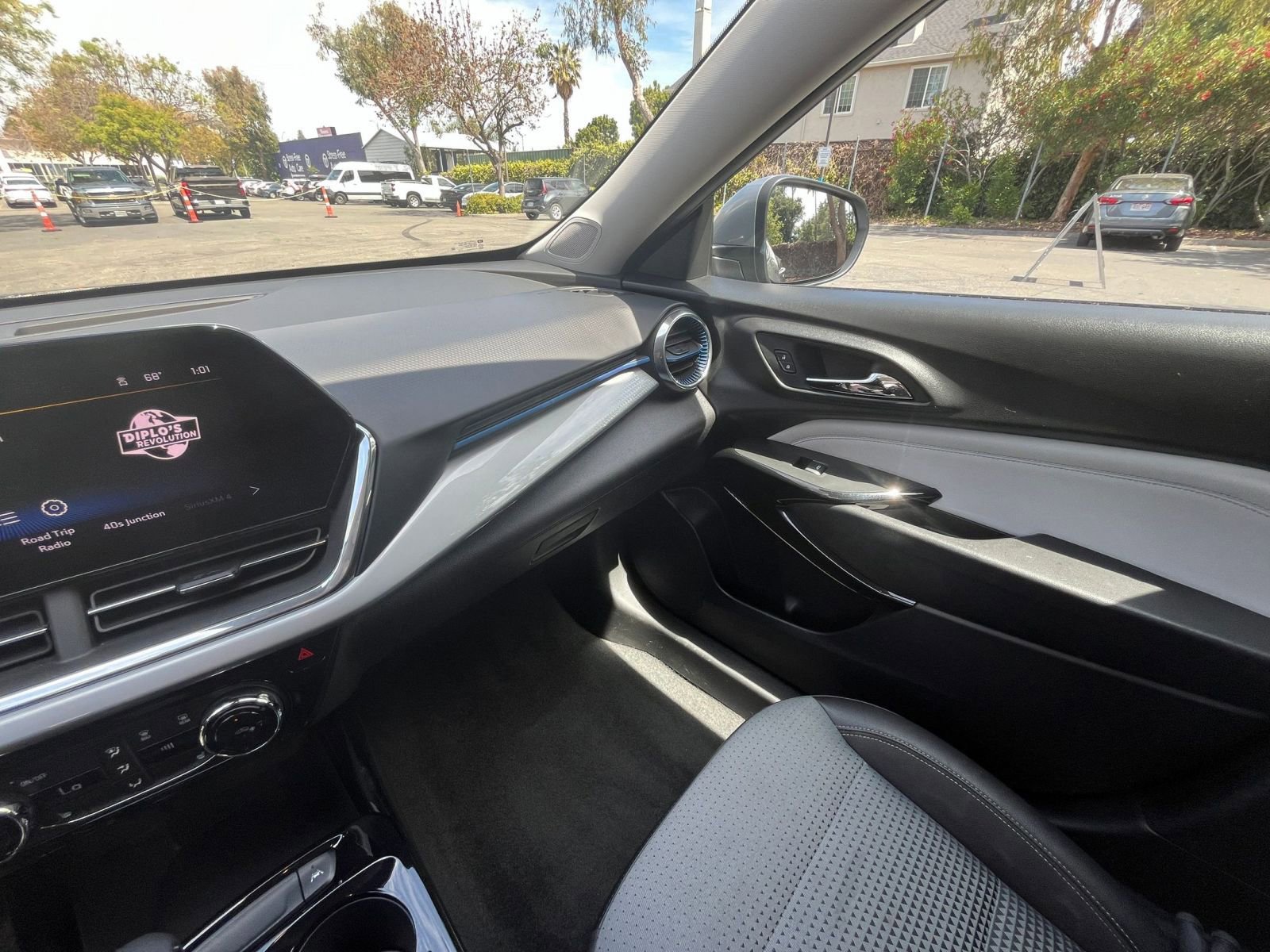 Thumbnail: 2025 Chevrolet Trax - 34