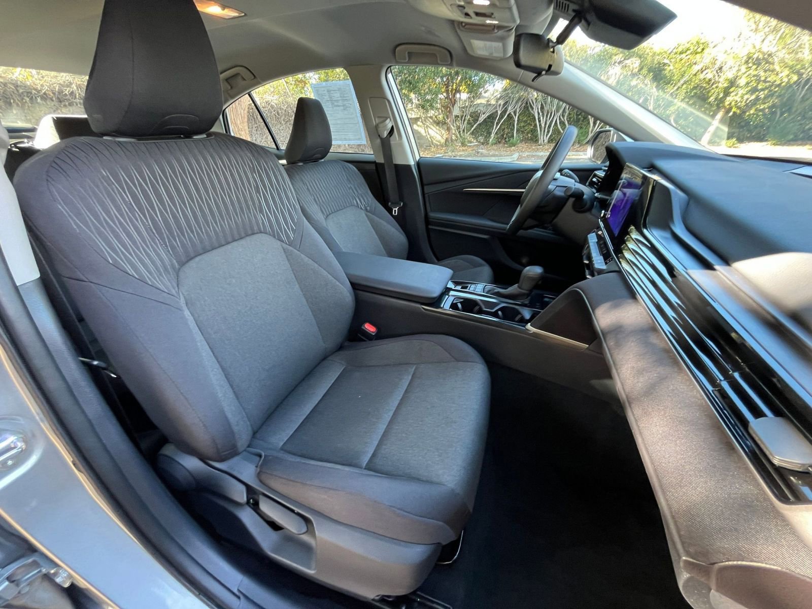 Thumbnail: 2025 Toyota Camry - 35