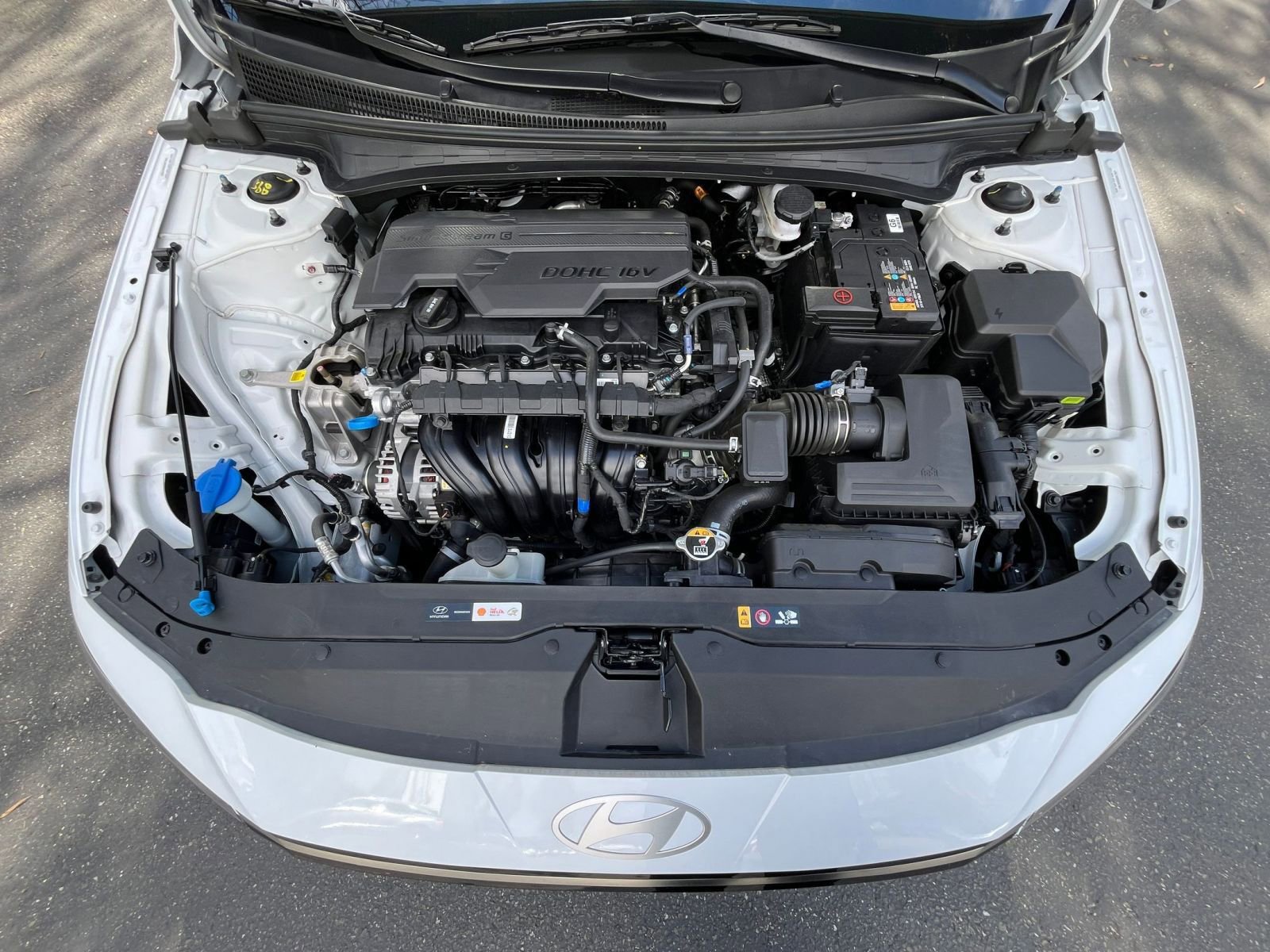 Thumbnail: 2025 Hyundai Elantra - 33