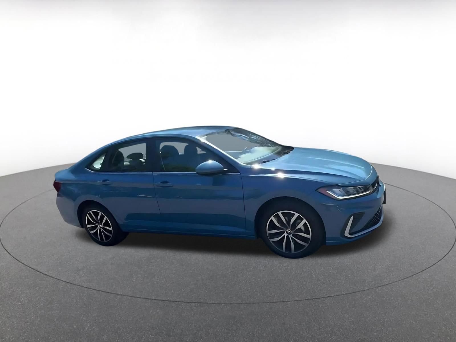 Thumbnail: 2025 Volkswagen Jetta - 2