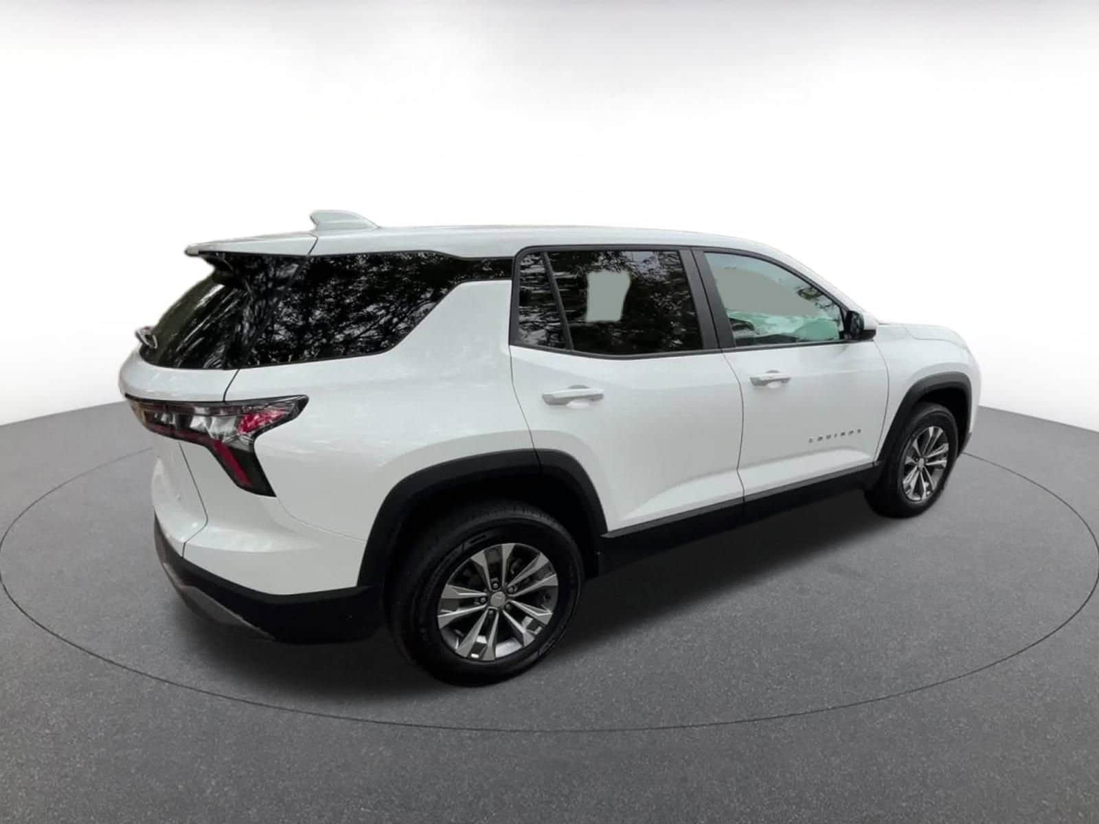 Thumbnail: 2025 Chevrolet Equinox - 15