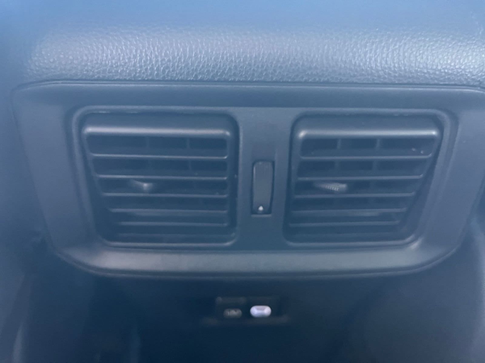 Thumbnail: 2025 Toyota RAV4 - 25