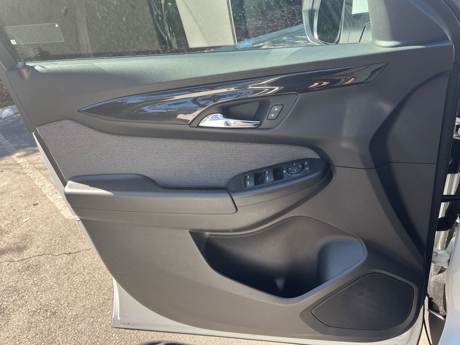 Thumbnail: 2025 Chevrolet TrailBlazer - 18