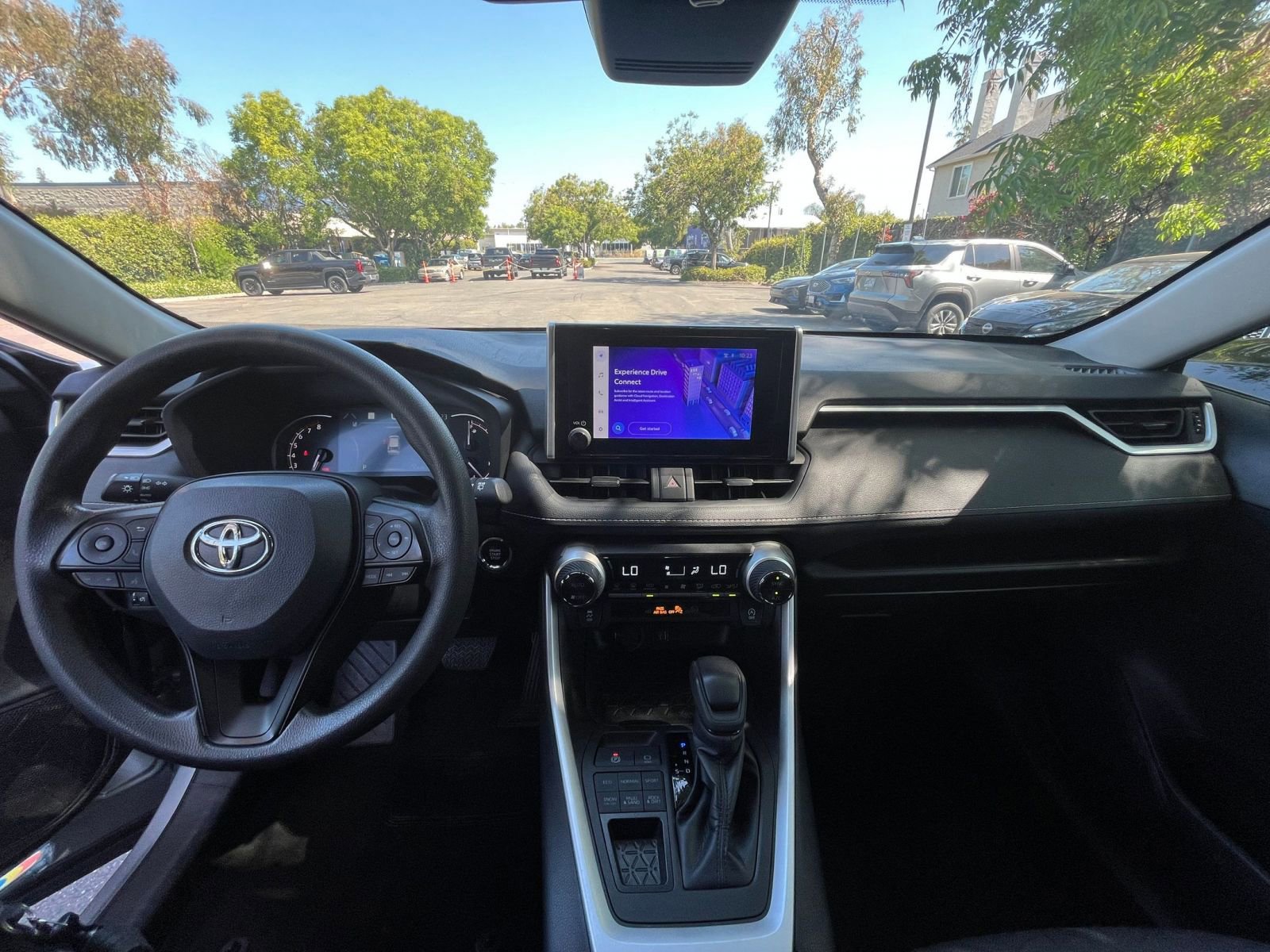 Thumbnail: 2024 Toyota RAV4 - 35