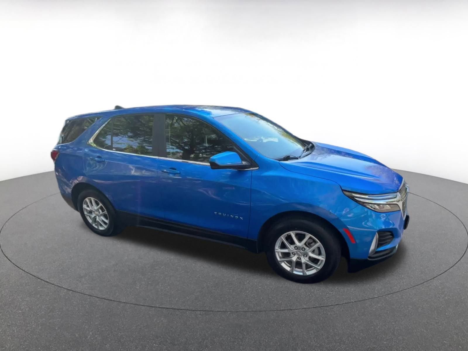 Thumbnail: 2024 Chevrolet Equinox - 2