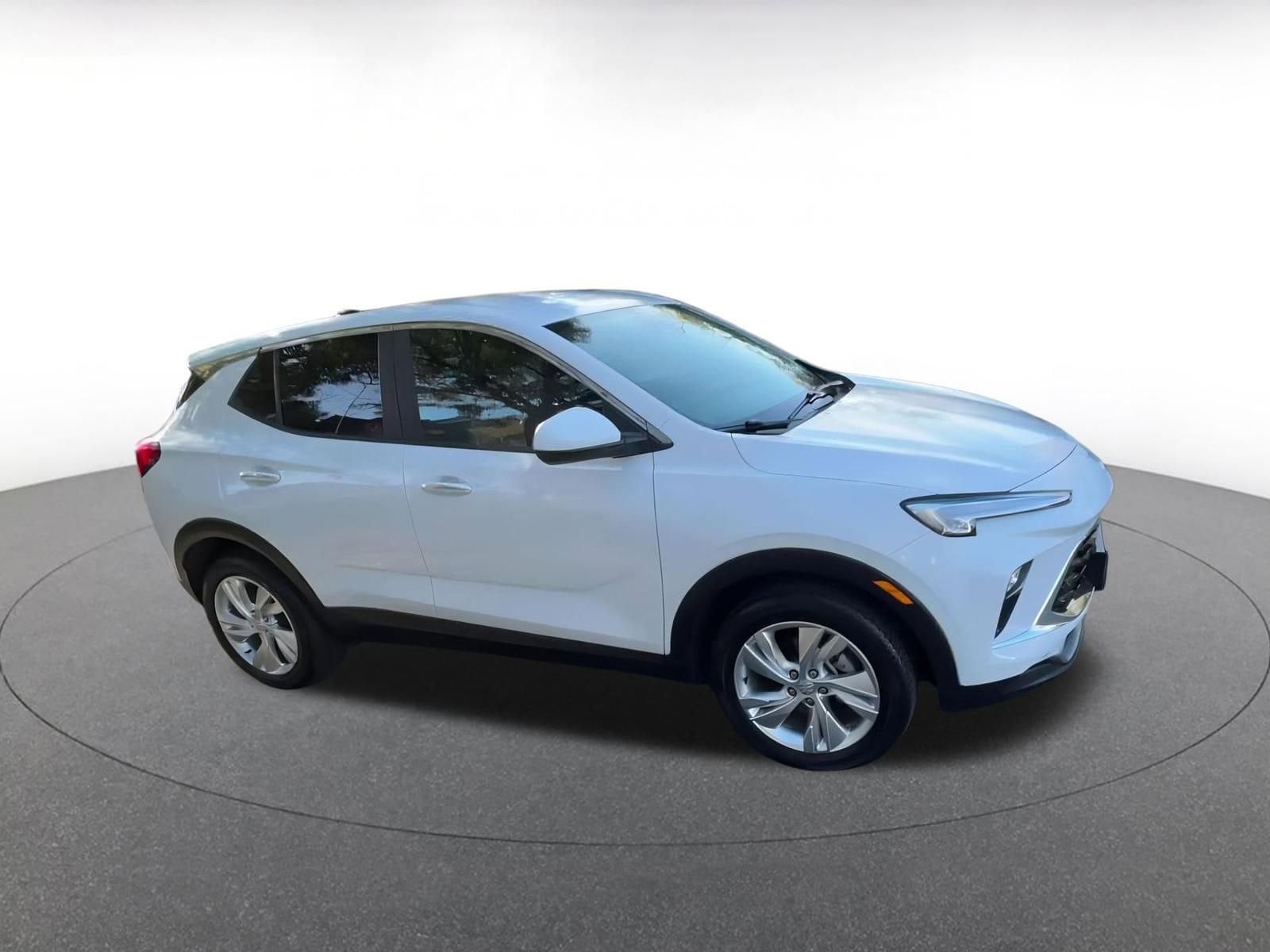 Thumbnail: 2025 Buick Encore GX - 2