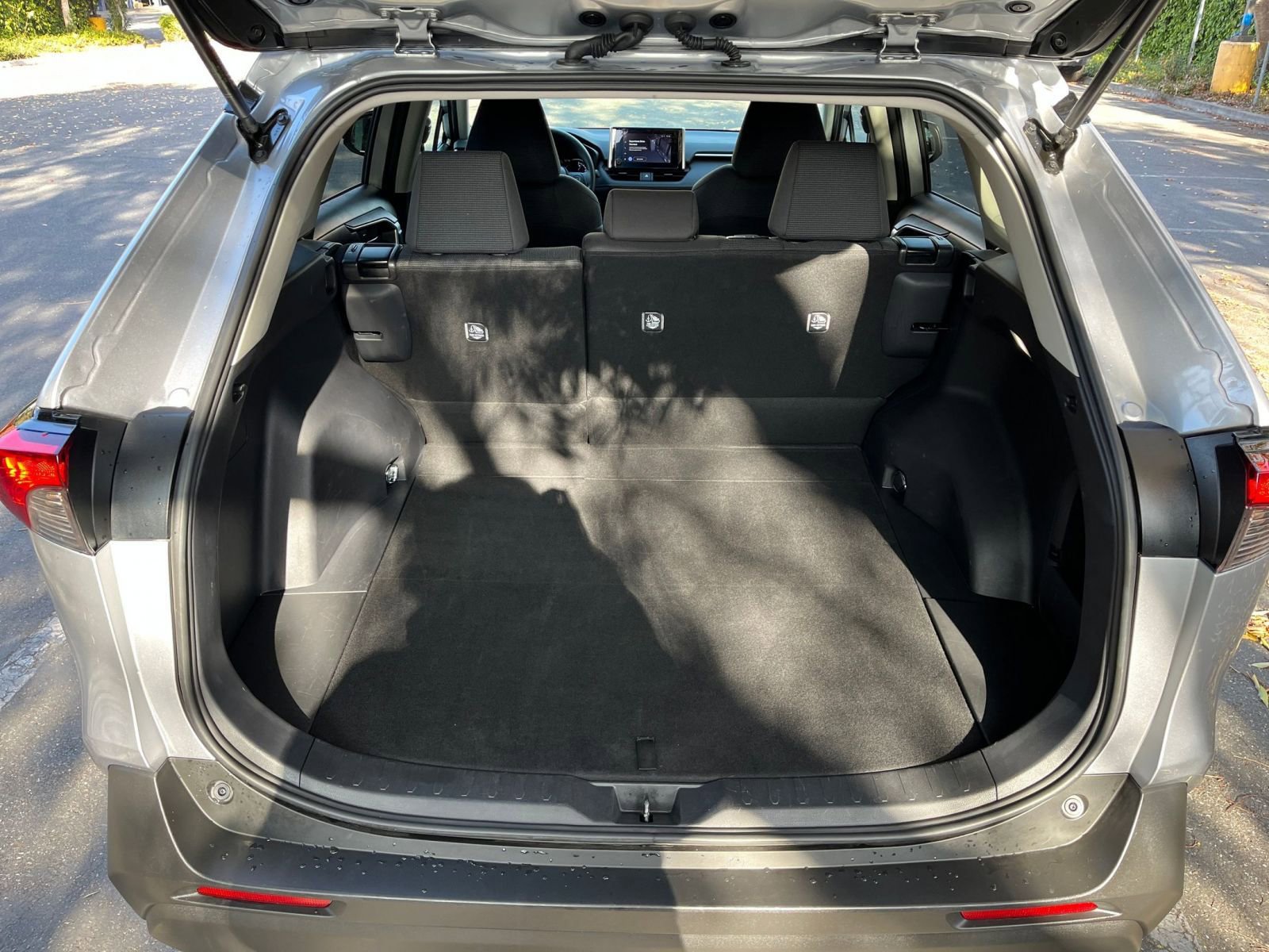 Thumbnail: 2025 Toyota RAV4 - 30