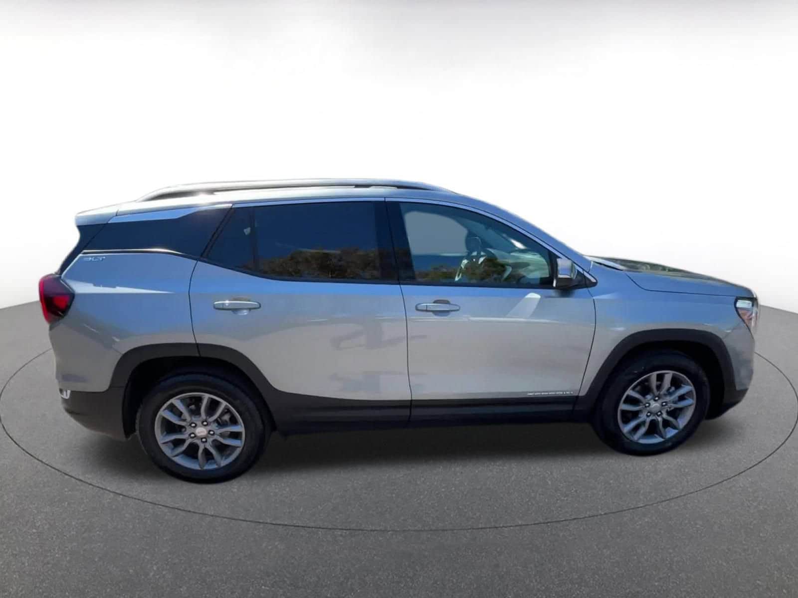 Thumbnail: 2024 GMC Terrain - 16