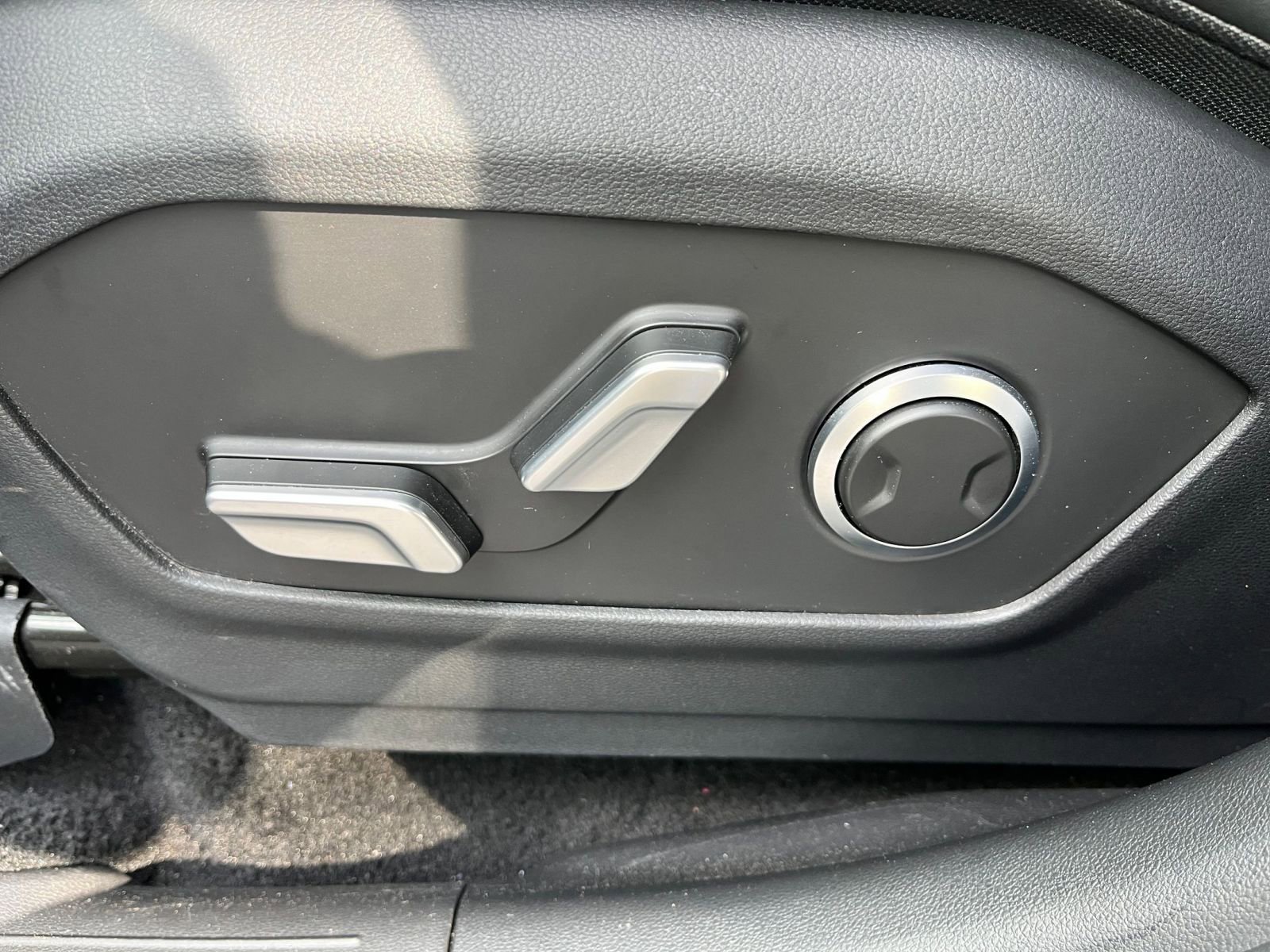 Thumbnail: 2025 Hyundai Santa Fe - 22