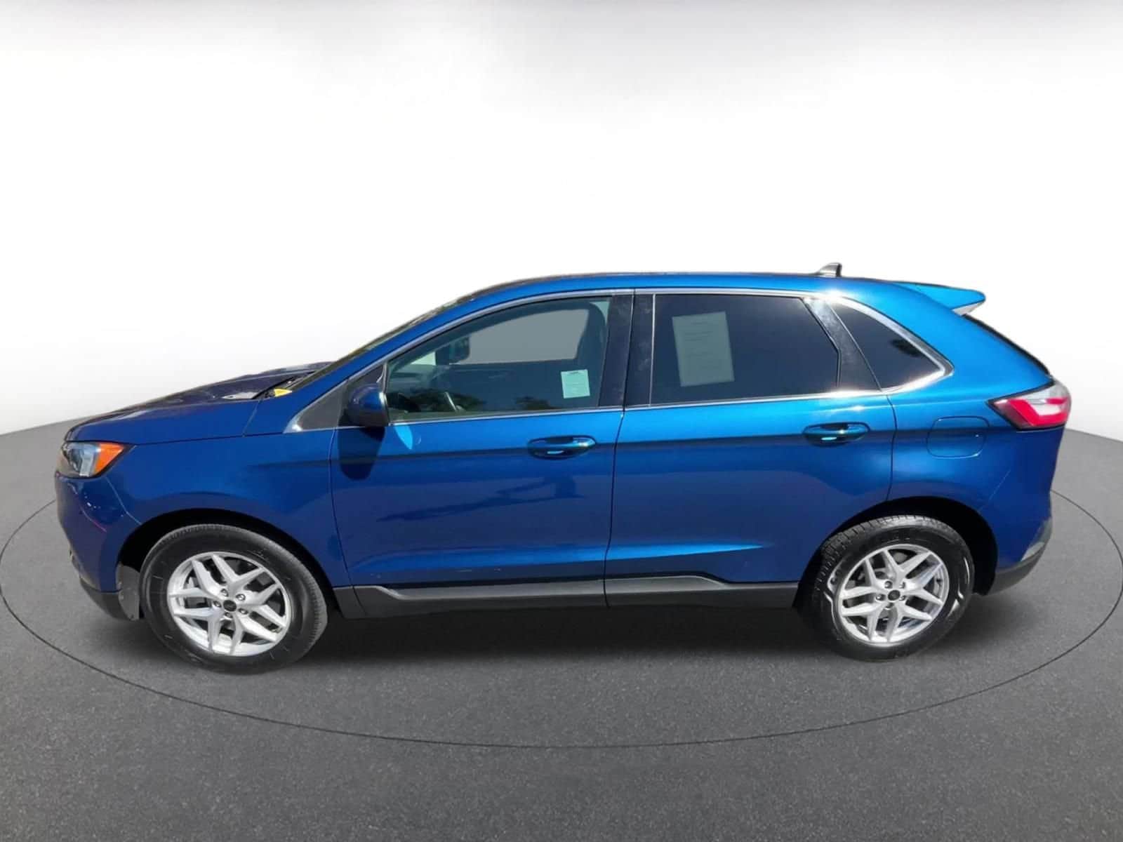 Thumbnail: 2023 Ford Edge - 9