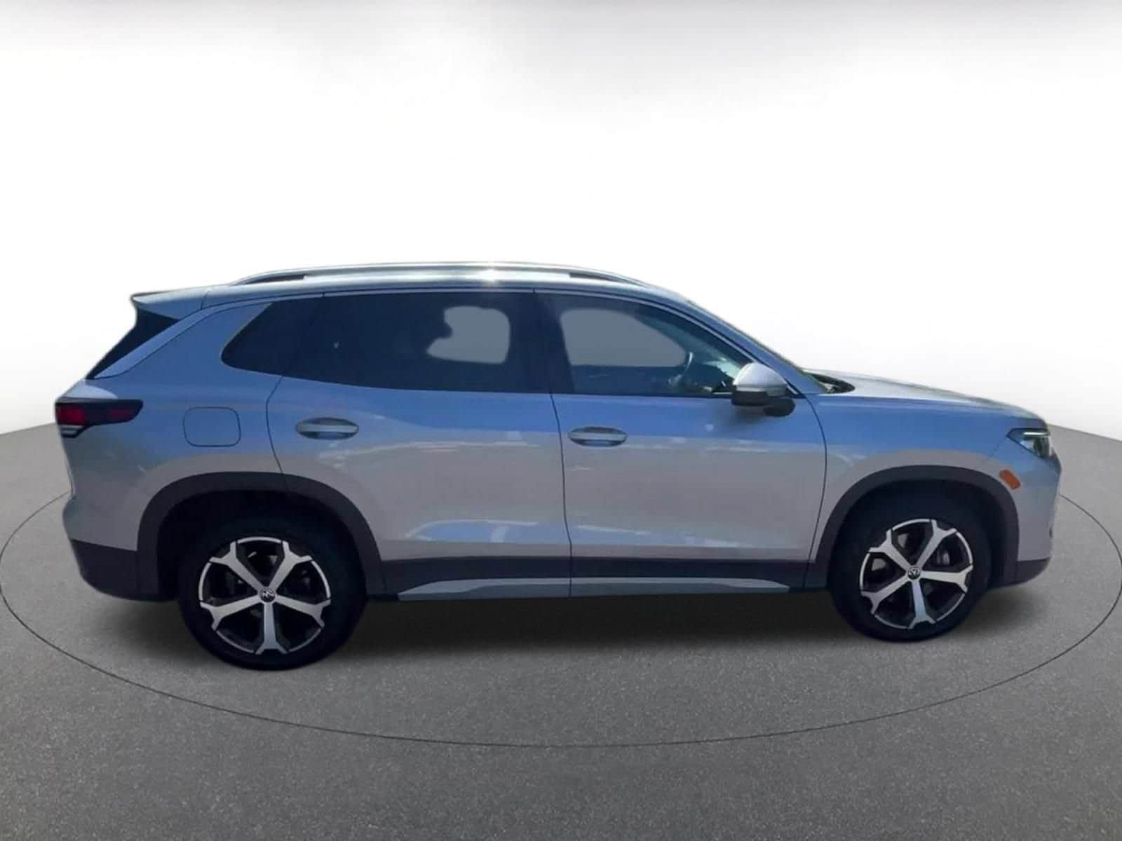 Thumbnail: 2026 Volkswagen Tiguan - 16