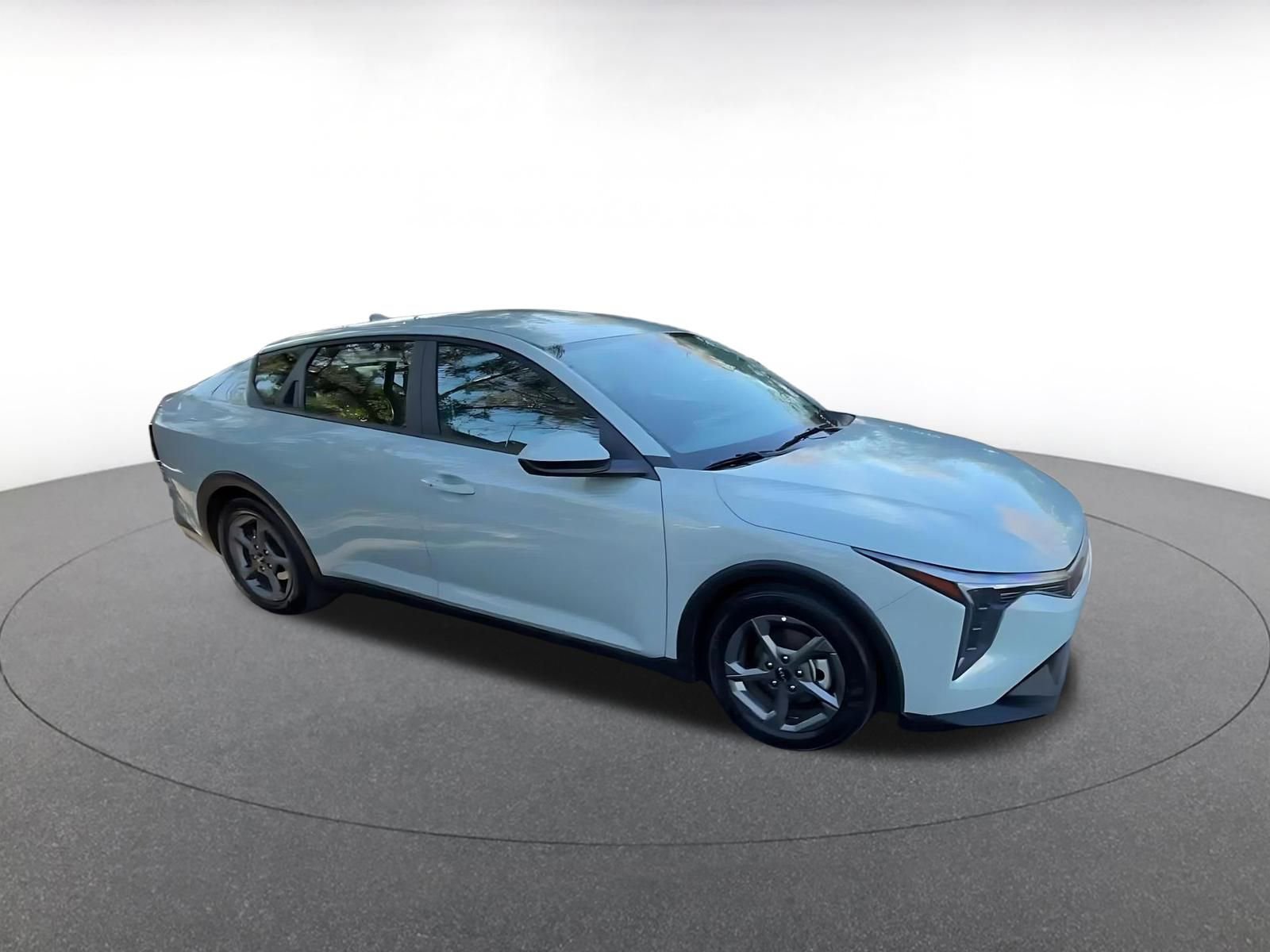 Thumbnail: 2025 Kia K4 - 2