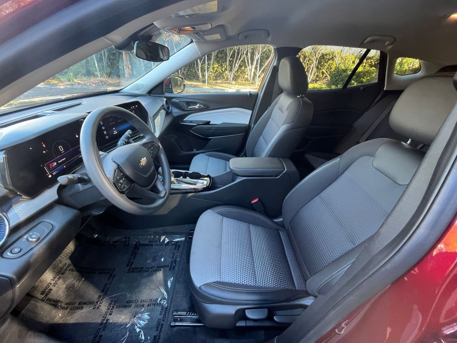 Thumbnail: 2025 Chevrolet Trax - 24