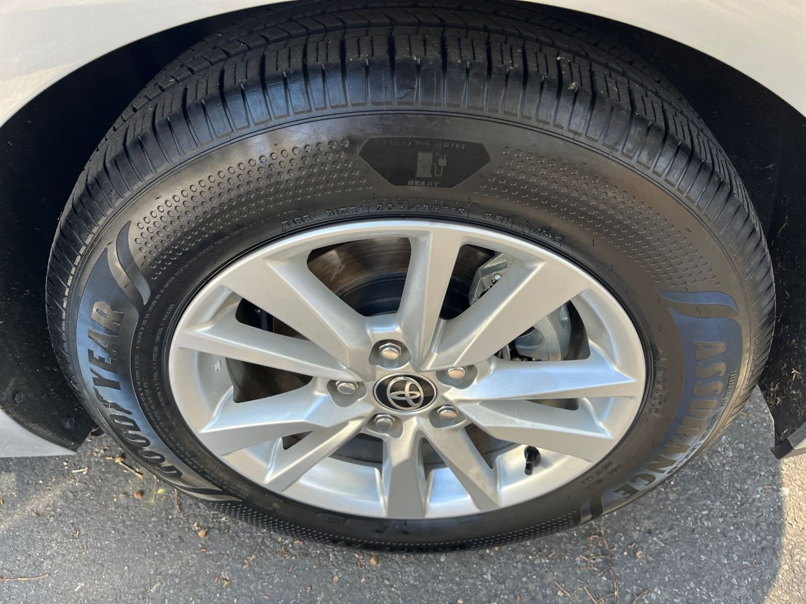 Thumbnail: 2025 Toyota Camry - 29