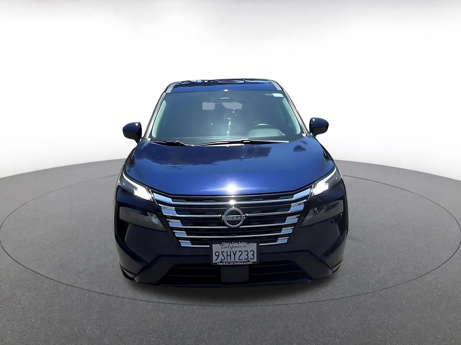 Thumbnail: 2025 Nissan Rogue - 4
