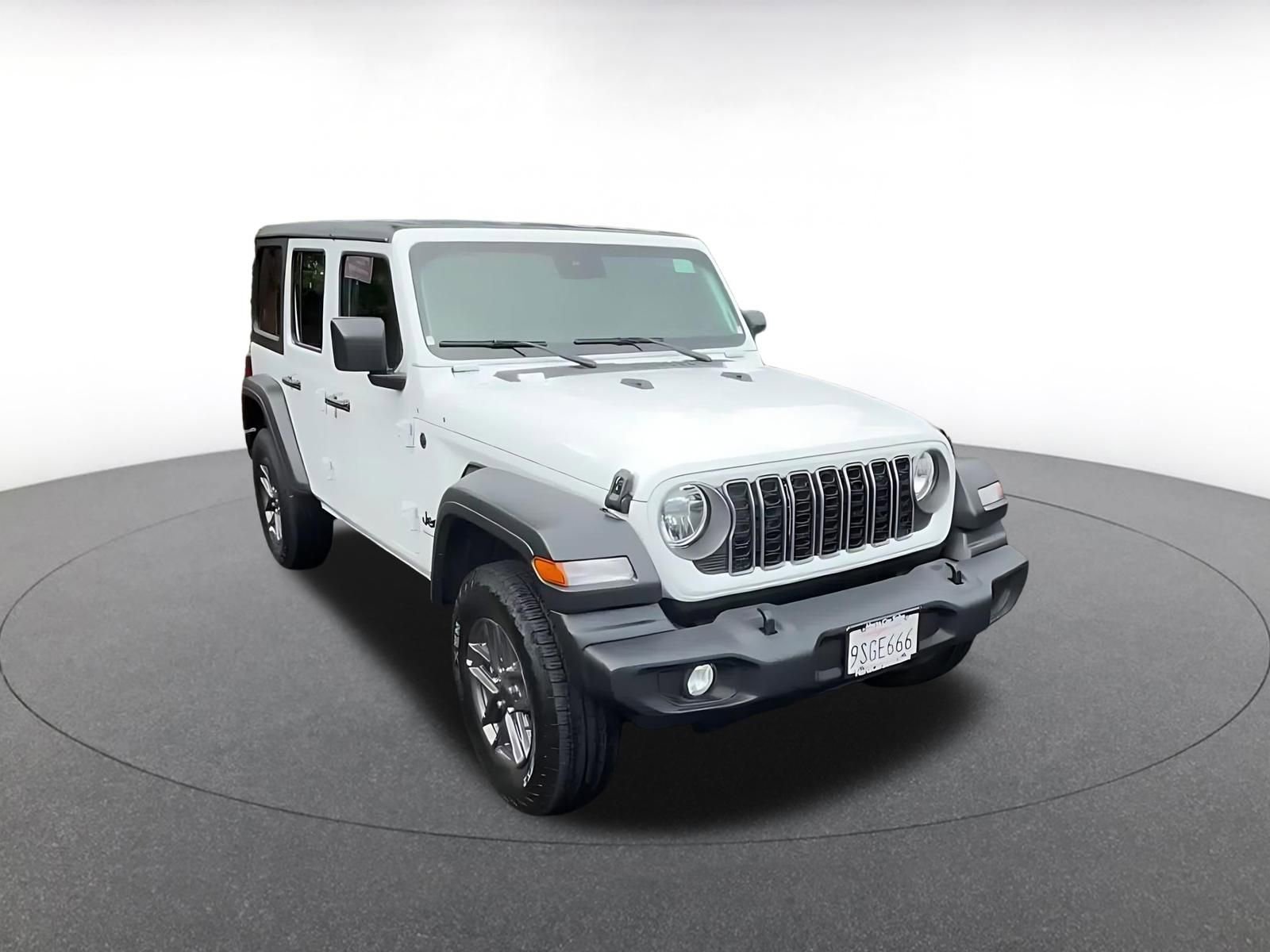 Thumbnail: 2025 Jeep Wrangler - 3