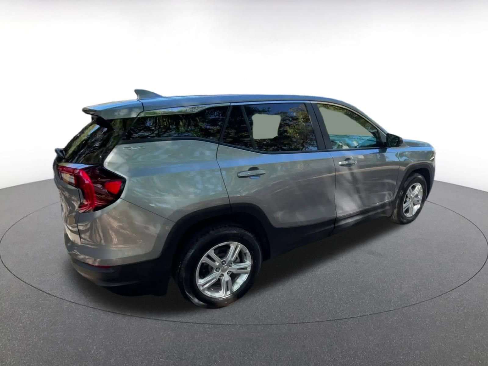 Thumbnail: 2024 GMC Terrain - 15