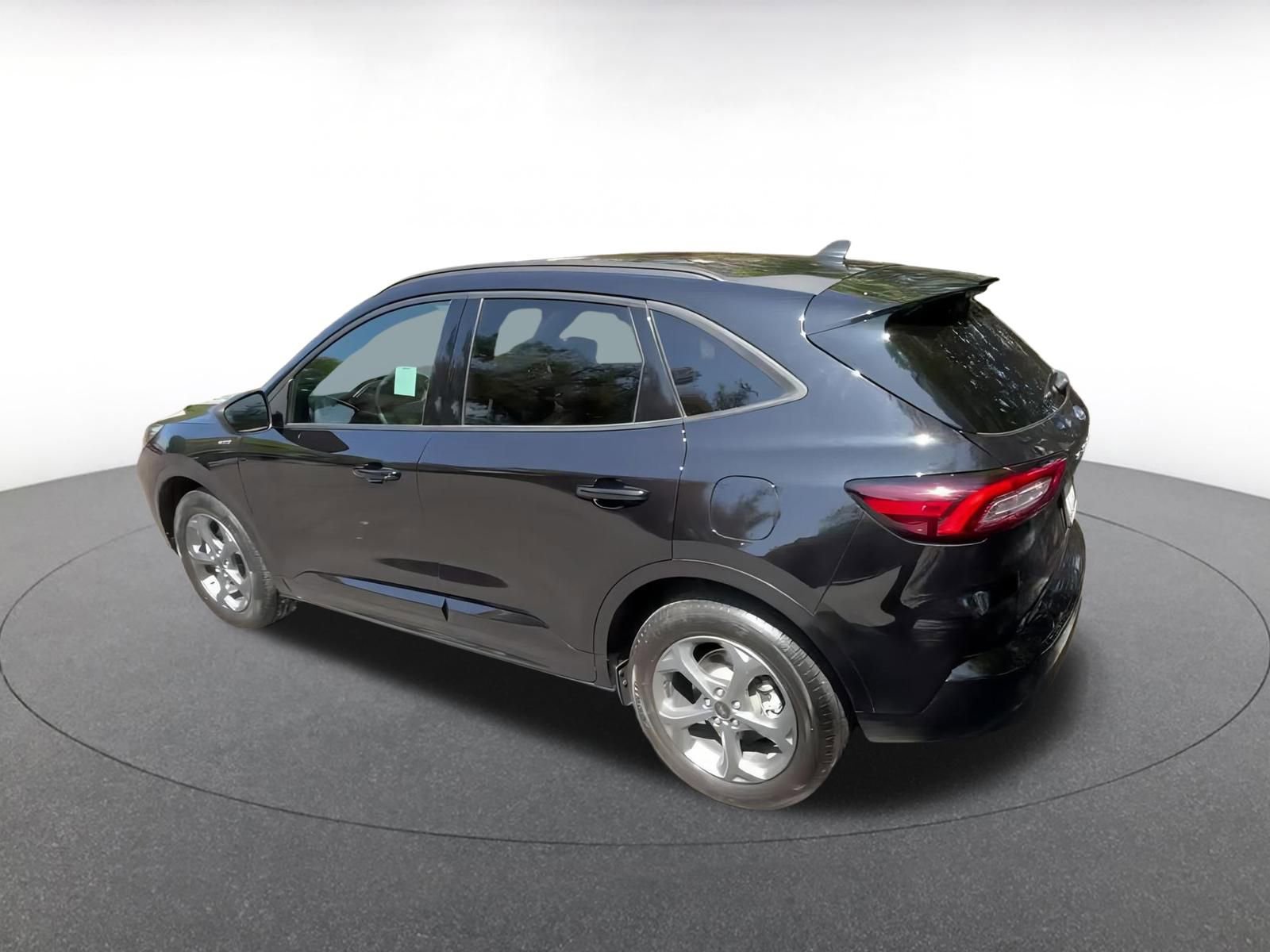 Thumbnail: 2024 Ford Escape - 8