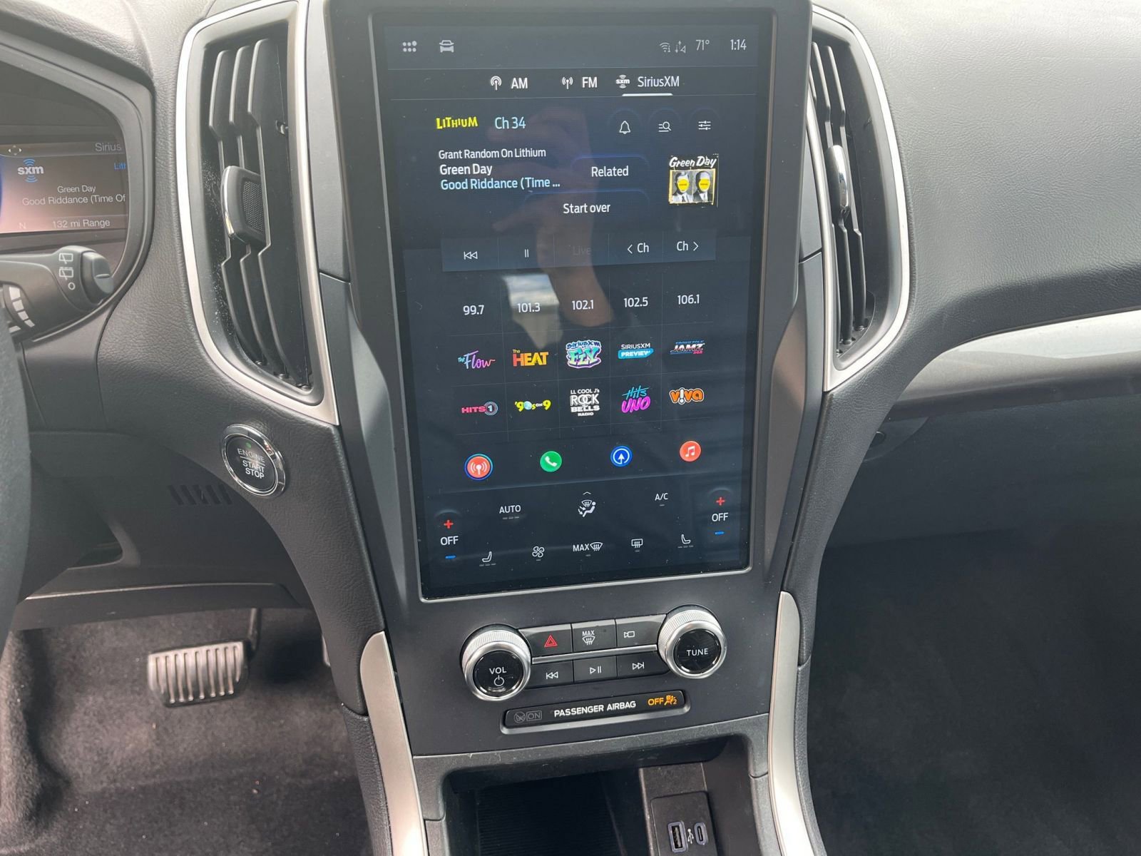 Thumbnail: 2024 Ford Edge - 17