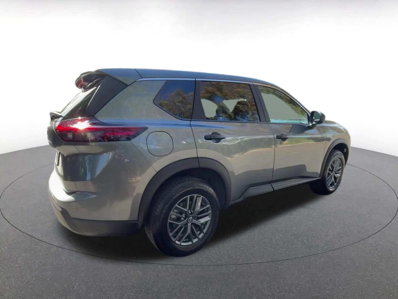 2024 Nissan Rogue S 12