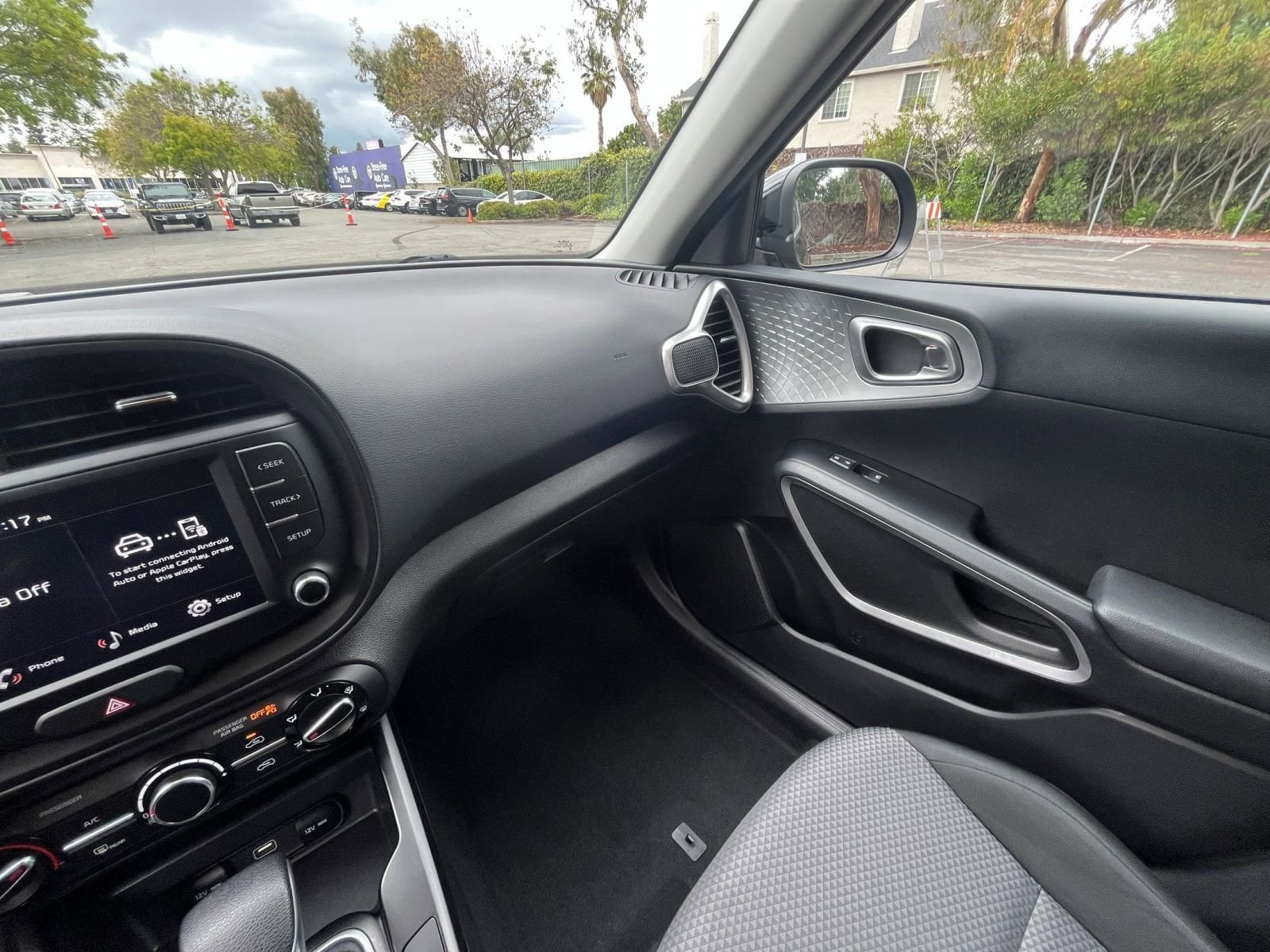 Thumbnail: 2025 Kia Soul - 33